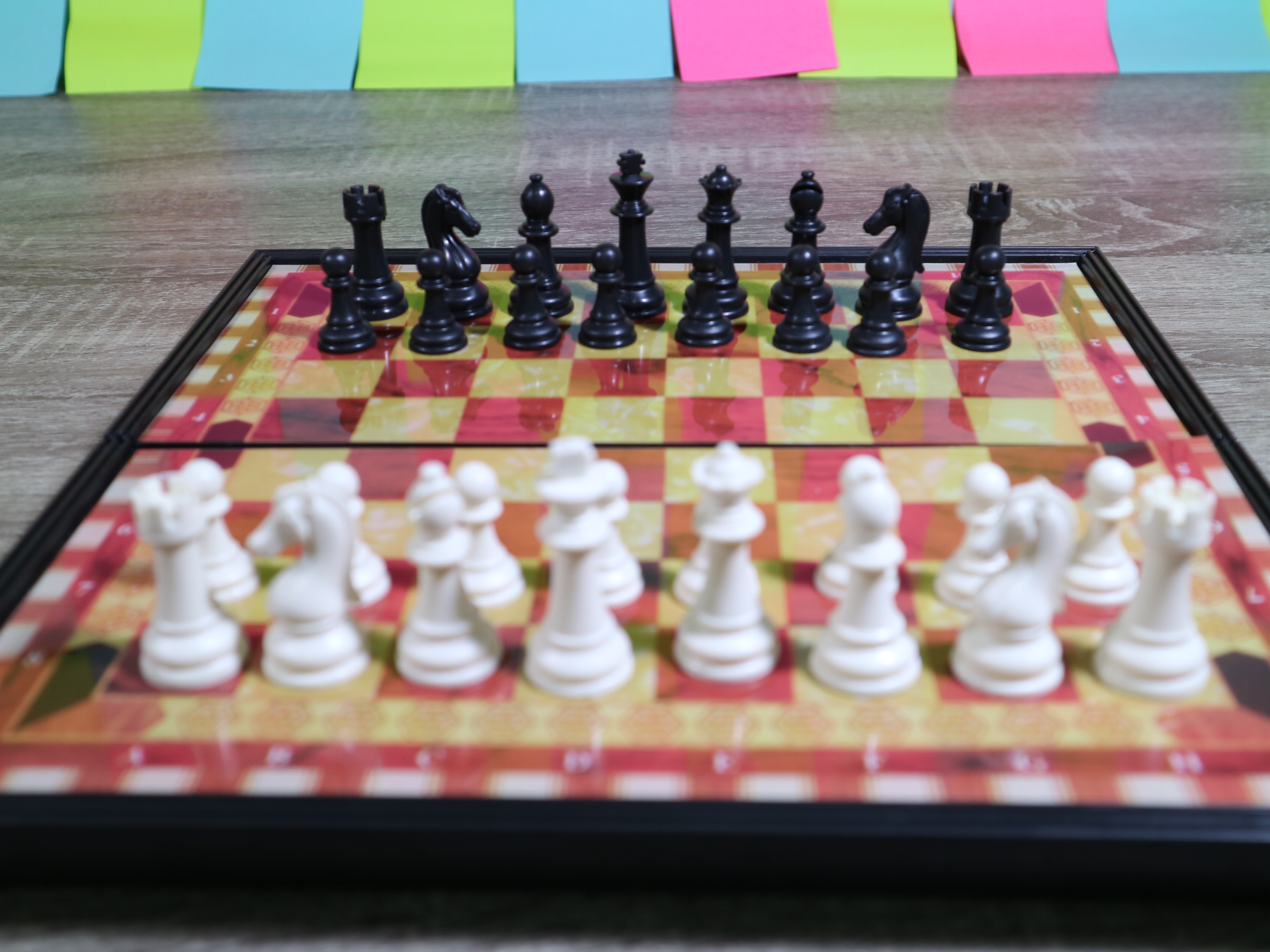 หมากรุกสากลแม่เหล็ก (ขนาด 24 x 24.5 x 2 cm.)