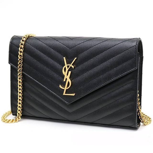 ไม่เคยผิดหวังจริงๆ!! กับรุ่นที่สาวๆรู้กัน Yves Saint laurent clutch bag with chain กระเป๋าสะพายทรง woc สุดฮอต ดีไซน์เรียบหรู โดดเด่นด้วยโลโก้ด้านหน้า เพิ่มดีเทลความผู้ดี วัสดุหนัง pepble ทนทาน ใช้งานง่ายเพียงแค่เปิด-ปิดด้วยกระดุมแม่เหล็ก ภายในแบ่งสัดส่วนไ