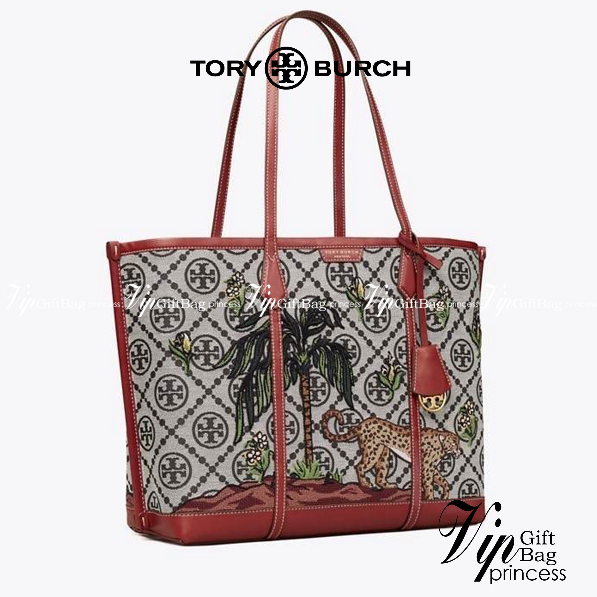 Tory Perry Embroidered T Monogram Triple Compartment Tote Bag เป็นแพทเทิร์นที่ได้รับแรงบันดาลใจจากการควิลท์สไตล์เพนซิลเวเนียดัตซ์ดั้งเดิมและเฉลิมฉลองโลโก้อันเป็นสัญลักษณ์ของแบรนด์ วัสดุผ้าแจ็คการ์ดแบบทอหนัง อะไหล่ทอง โดดเด่นด้วยลายเสือชีร์ต้าร์ งานเย็บปัก