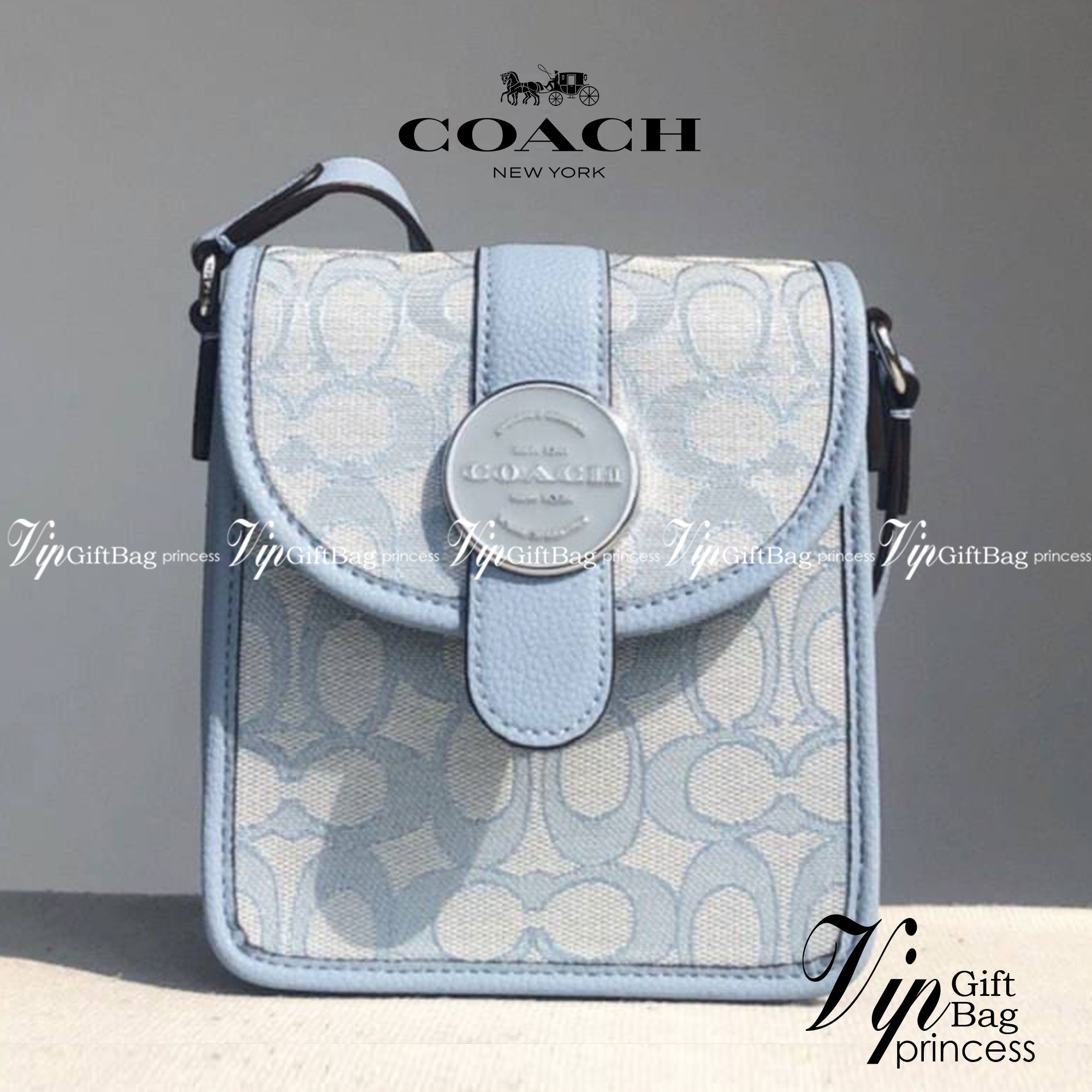COACH North/South Lonnie Crossbody In Signature Jacquard C8321 ภาพสินค้าถ่ายจากงานขายจริง ใช้งานต่างประเทศได้