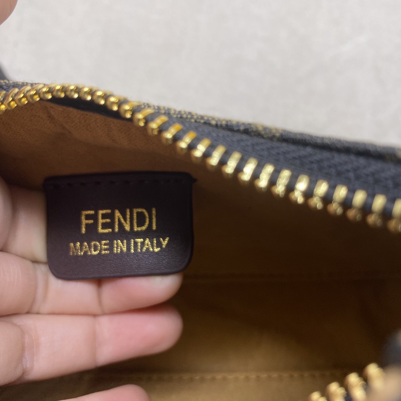 FENDI Mini Fendessence bag กระเป๋าถือลายโมโนแกรมรุ่นใหม่ 🧡 เกรดออริจินอล 1:1 สลับแท้ ใช้งานต่างประเทศได้