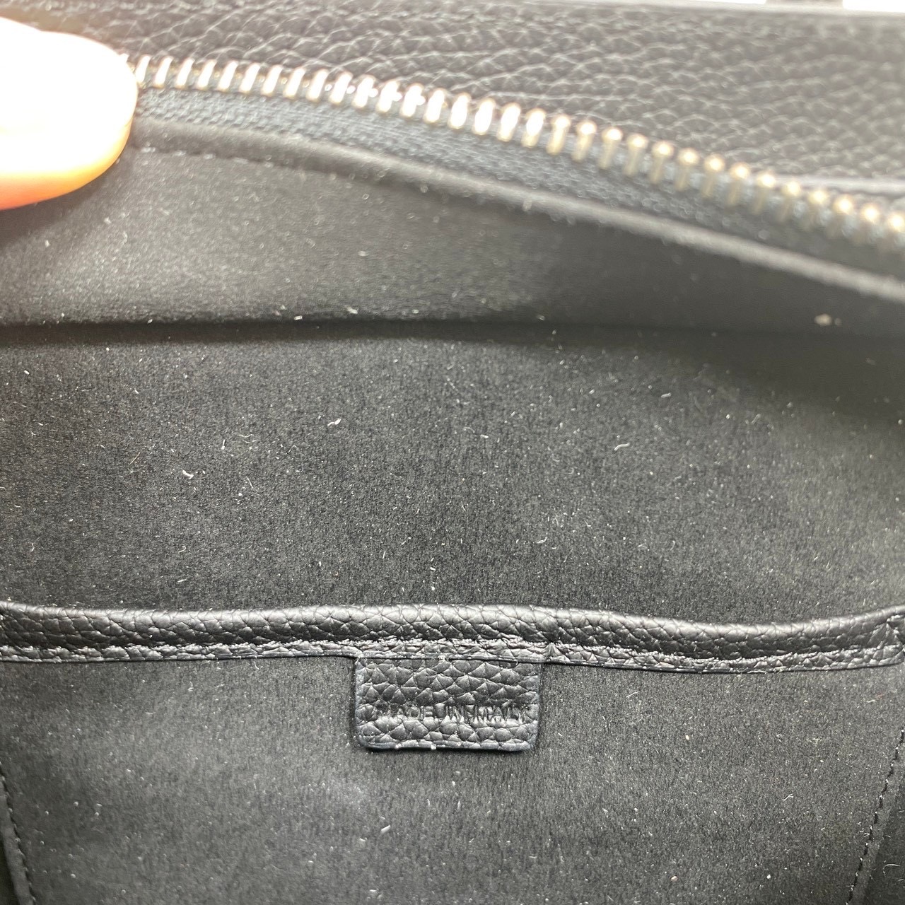 ORI หนังแท้ | Celine Luggage Tote Nano Bag20cm กระเป๋าสะพายทรงโท้ท ดีไซน์เป็นเอกลักษณ์ เรียบหรูดูแพง