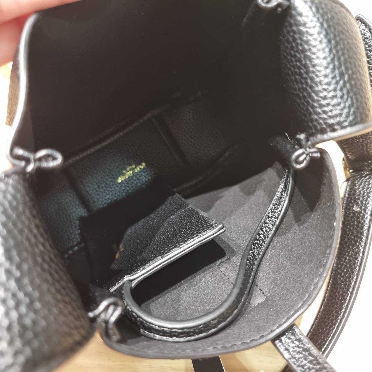 MINI YSL LE 5 À 7 SOFT BABY IN SMOOTH LEATHER กระเป๋าสะพายทรงโฮโบ ขนาดใหม่ baby สวยฟาด ดาเมจคือร้อนฉ่าสุดๆ! ดีไซน์สุดคลาสสิค ควรมีที่สุดค่า เกรดออริ 1:1 ใช้งานต่างประเทศได้