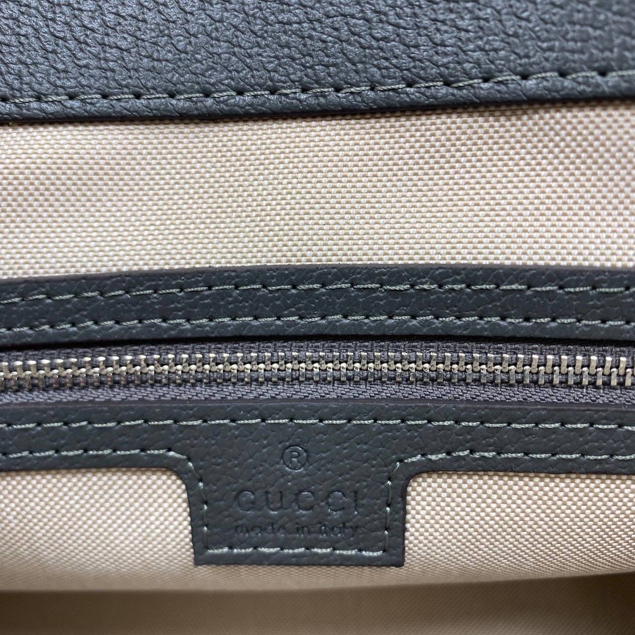 ORI หนังแท้ | GUCCI Ophidia medium messenger bag Gray กระเป๋าสะพายทรงแมสเซ็นเจอร์ Canvas GG Supreme เนื้อผ้าที่เหมาะสำหรับไลน์แอคเซสเซอรี่สำหรับผู้ชาย