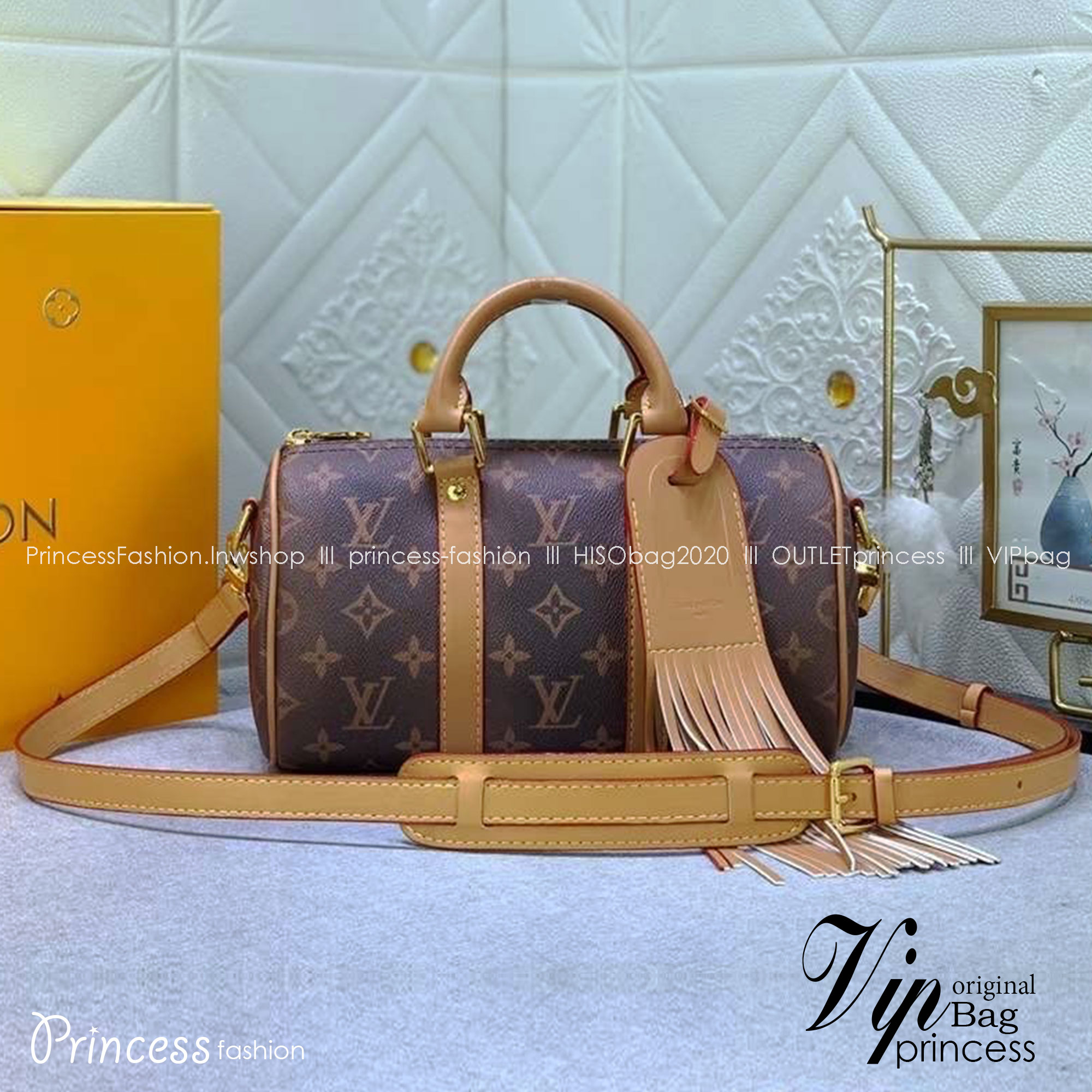 LV Keepall Bandouliere 25 Monogram Canvas กระเป๋าสะพายใบเล็กโมโนแกรม รุ่นใหม่ห้อยพู่ เกรดออริ 1:1 ใช้งานต่างประเทศได้