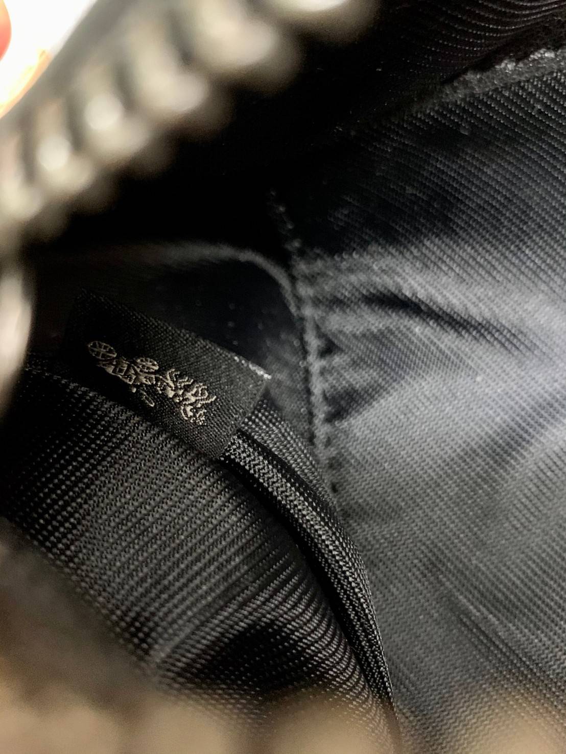 OUTTLET 】COACH WARREN BELT BAG IN SIGNATURE WITH PLAID PRINT ใบใหญ่คะ! ((83001)) สีเข้าใหม่ เอาใจวัยโจ๋ไปเลยจ้าา กระเป๋าคาดอกด้านหน้า//คาดไปทางด้านหลัง//หรือคาดเอวได้ ตามแต่ความถนัดได้เลยนะคะ หนังแท้ ด้านหน้าปริ้นลายสก๊อต+โลโก้แบรนด์ ได้สวยงามมากค่ะ กระเป