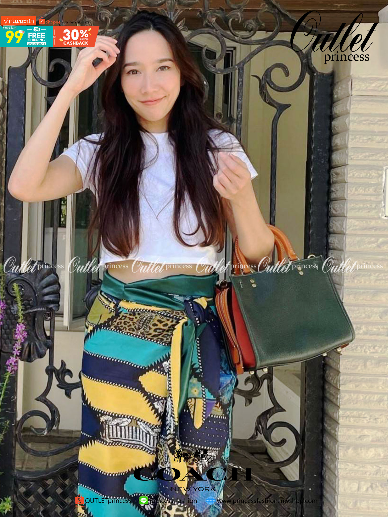 OUTLET 】COACH ROGUE 25 IN COLORBLOCK (C5575) ที่สุดแห่งความหรูหรา สุดคลาสสิค 🌺กระเป๋าหนังแท้คุณภาพเยี่ยม สัมผัสนิ่มละมุนจนต้องหลงรัก ด้านข้างเพิ่มความสวยเก๋ด้วยหนังกลับ อยู่ทรงสุดสวย น่าใช้ น่ามอง จนใครๆต้องเหลียวหลังตาม//ด้านในมี 2 ช่องกว้าง กับอ