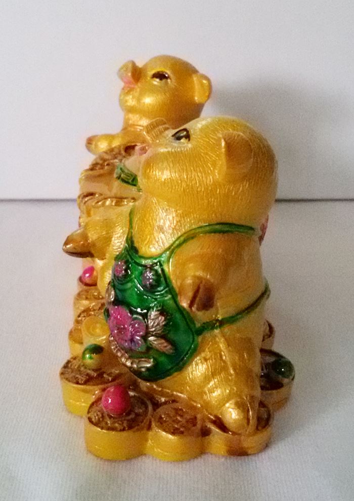 หมูคู่ก้อนทองเสริมดวงปีขาล 2561 ร่ำรวยมีกินมีใช้ เสริมโชคลาภวาสนา แบบตั้งโต๊ะค่ะ