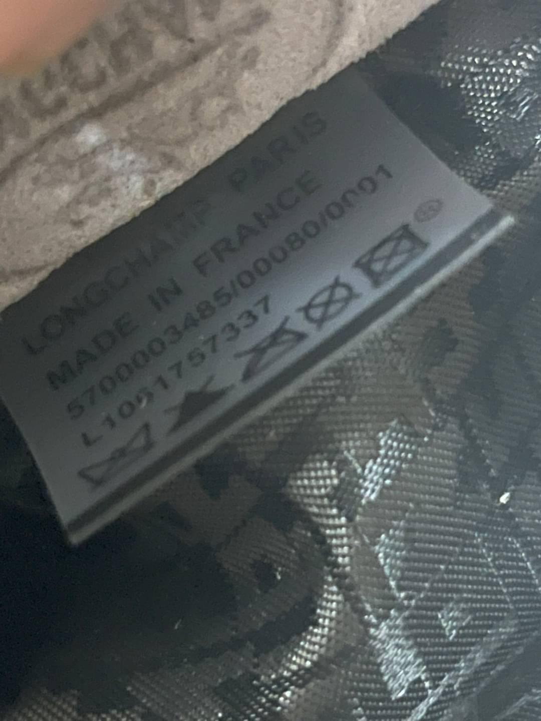 Longchamp Le Pliage Cuir Crossbody Bag อีกหนึ่งคอลเลคชั่น Le Pliage Cuir หนึ่งในตระกูลกระเป๋าสุดไอคอนิก