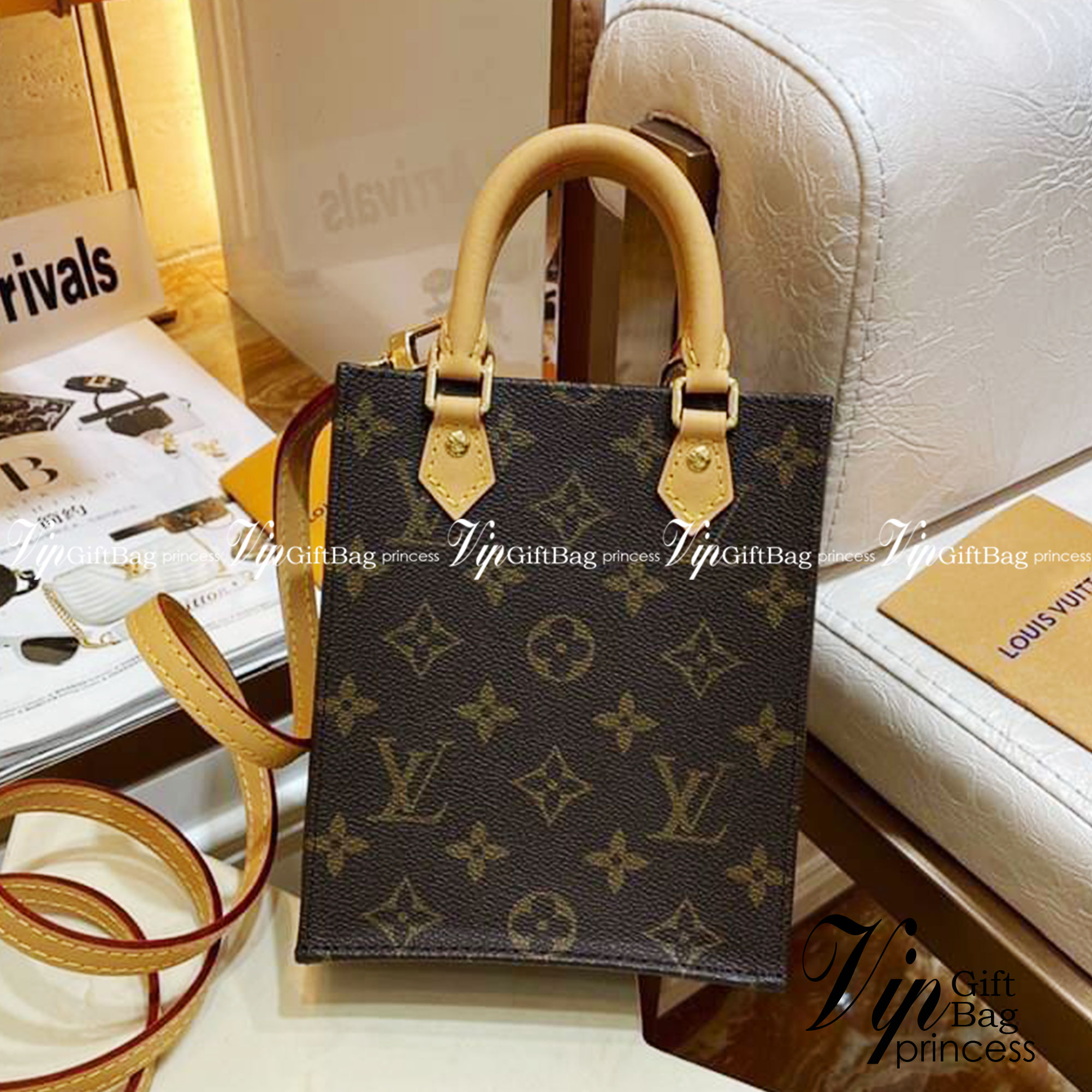 LV Petit Sac Plat / LV MINI TOTE เกรดใช้งานสลับใบจริงได้ เทพออริจินอล เนื้องานสวยงาม หนังแท้ ภาพสินค้าถ่ายจากงานขายจริงใช้งานต่างประเทศได้