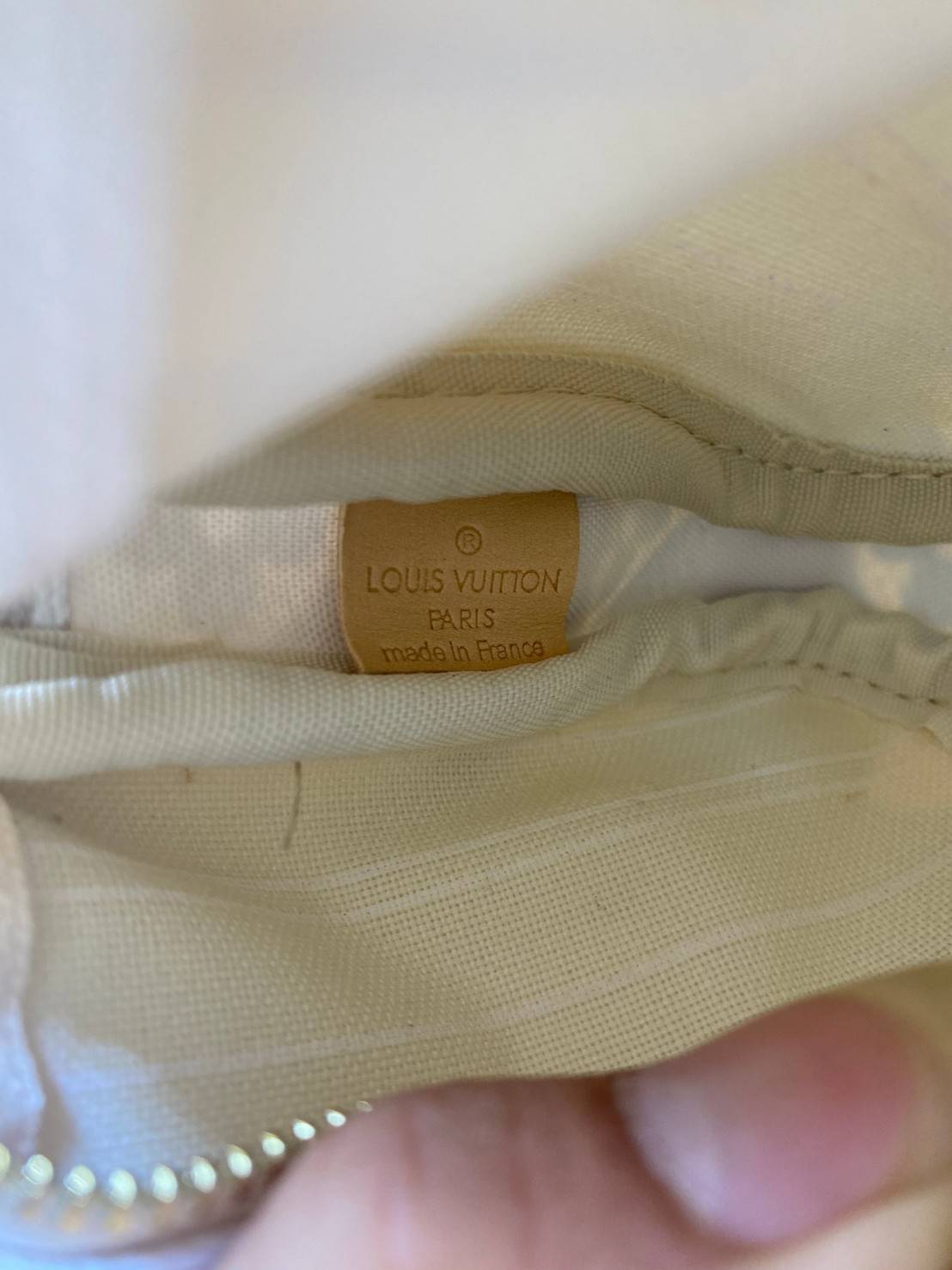 พร้อมส่งที่นี่ที่เดียว VIP gift Louis Vuitton ‘Summer By The Pool’ Multi Pochette Accessoires PINK , BLUE