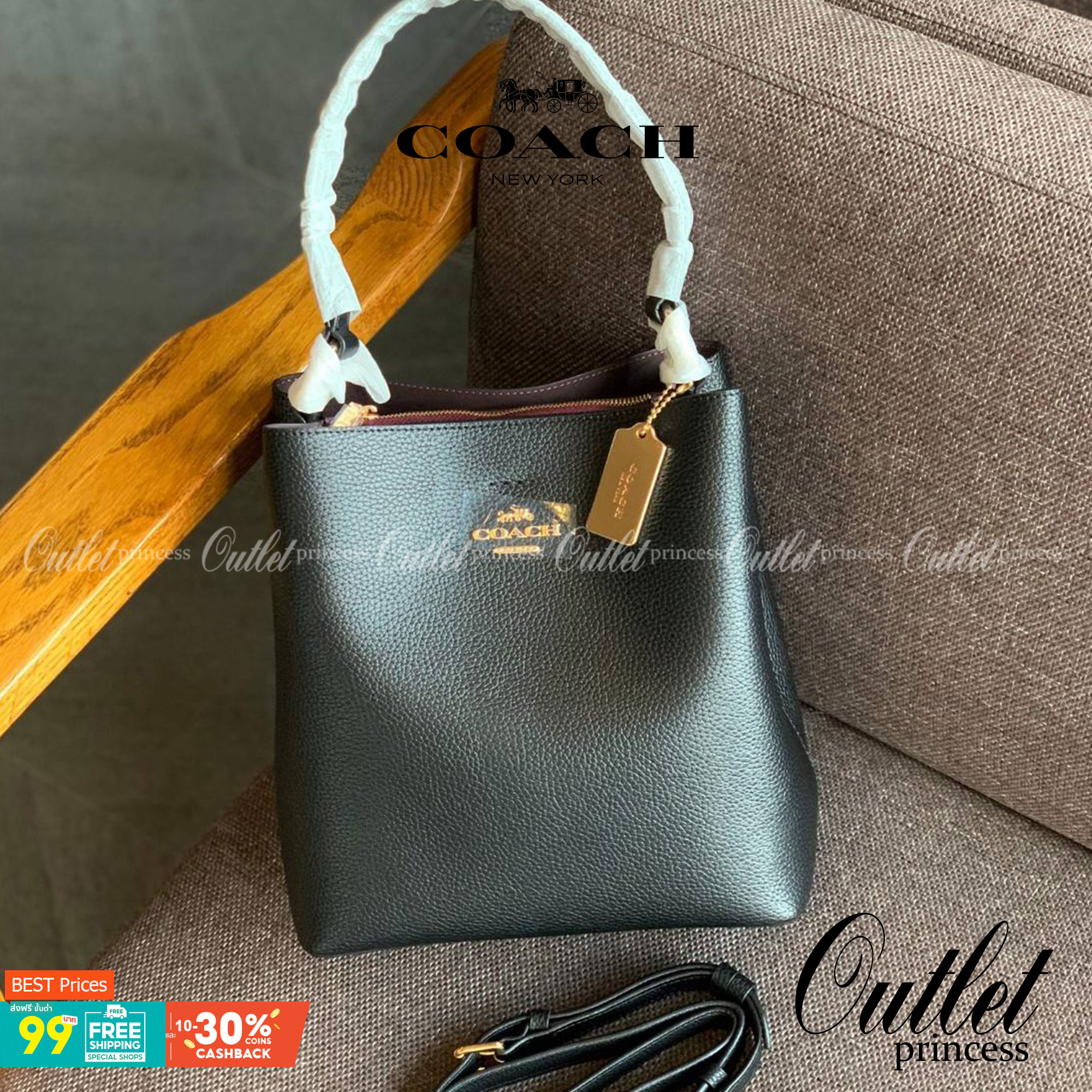 ถังใหญ่พร้อมส่งแล้วค่าา ห้ามพลาด❗️ COACH TOWN BUCKET BAG((91122)) 📣พร้อมส่ง ไซด์ที่สาวๆรอคอยค่ะ! ✔️กระเป๋าทรงถังใบใหญ่ สุดฮิตอีกรุ่นที่สาวๆต้องมีติดตัว ✔️หนังแท้ หนังจริงสวยมาก นิ่มมือดีด้วยนะคะ
