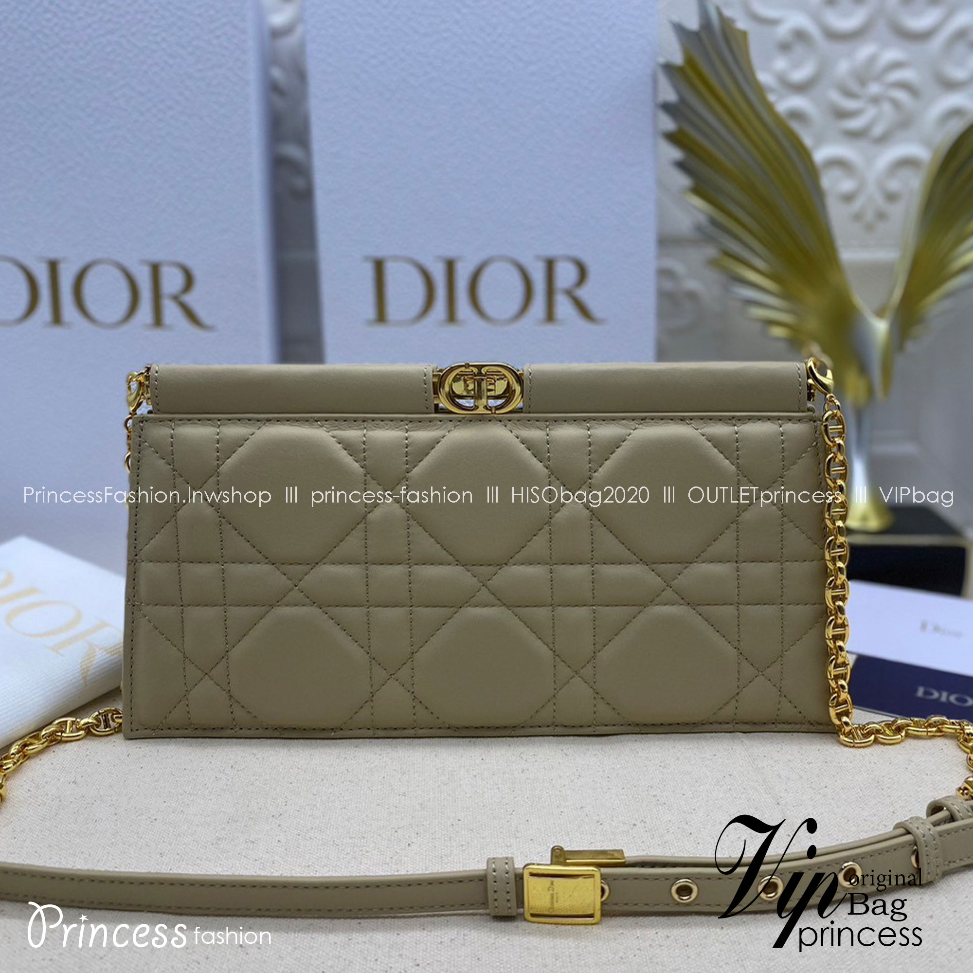 Dior Caro Colle Noire Clutch with Chain Cannage / DIOR Clutch / DIOR BAG พร้อมส่ง 4 สี กระเป๋าสะพายทรงคลัท ดีไซน์เรียบหรู ดูแพง รุ่นนี้คือ ถือแล้วผู้ดีมากค่ะ