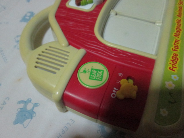 Toy / Game LeapFrog Fridge Farm Magnetic Twenty Five wacky Animal Set with Farmer Tad plays five banjo tunes ของเล่นมือสอง