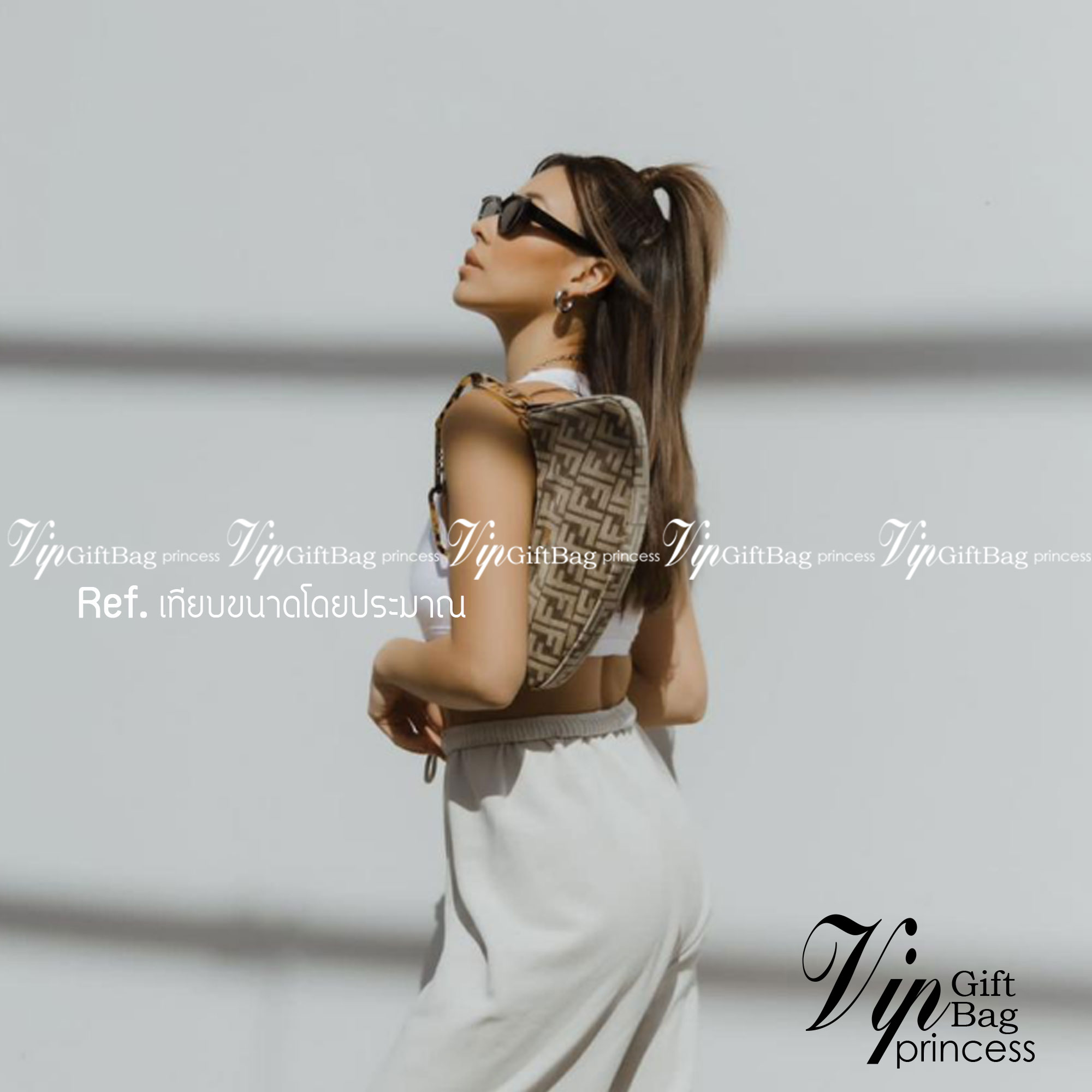 Fendi O'Lock Swing tapestry fabric pouch / Fendi Shoulder Bag กระเป๋าสพายไหล่เฟนดิ พร้อมสายสะพาย 2 เส้น สวยหรู ภาพถ่ายจากงานขายจริง ใช้งานต่างประเทศได้