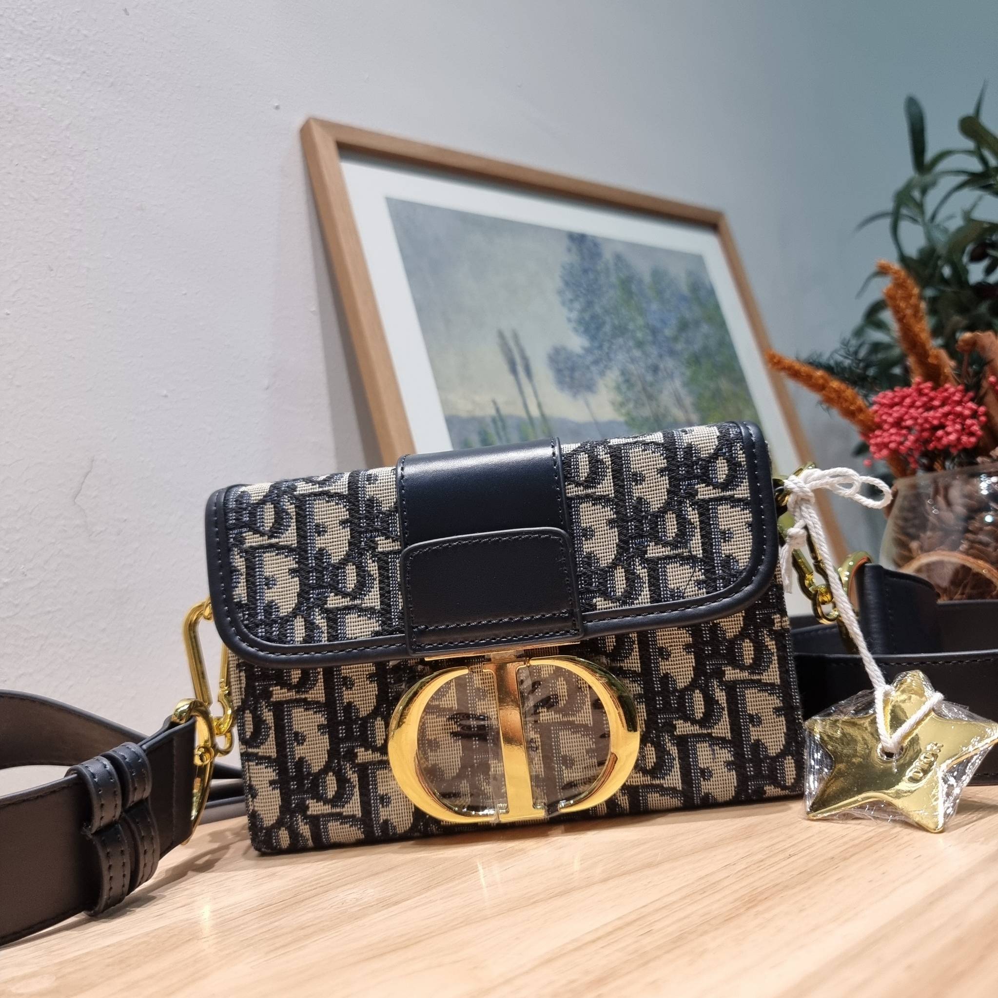 DIOR SET BAG / DIOR 30 Montaigne Bag / DIOR ANAGRAM BOX SET / CD LIMITED EDITION GIFT BOX WITH GOLD STAR BOUTIQUE SET พร้อมเสิร์ฟครบชุด แรร์ไอเท็ม ที่ถูกรวมไว้ในหนึ่งเดียว