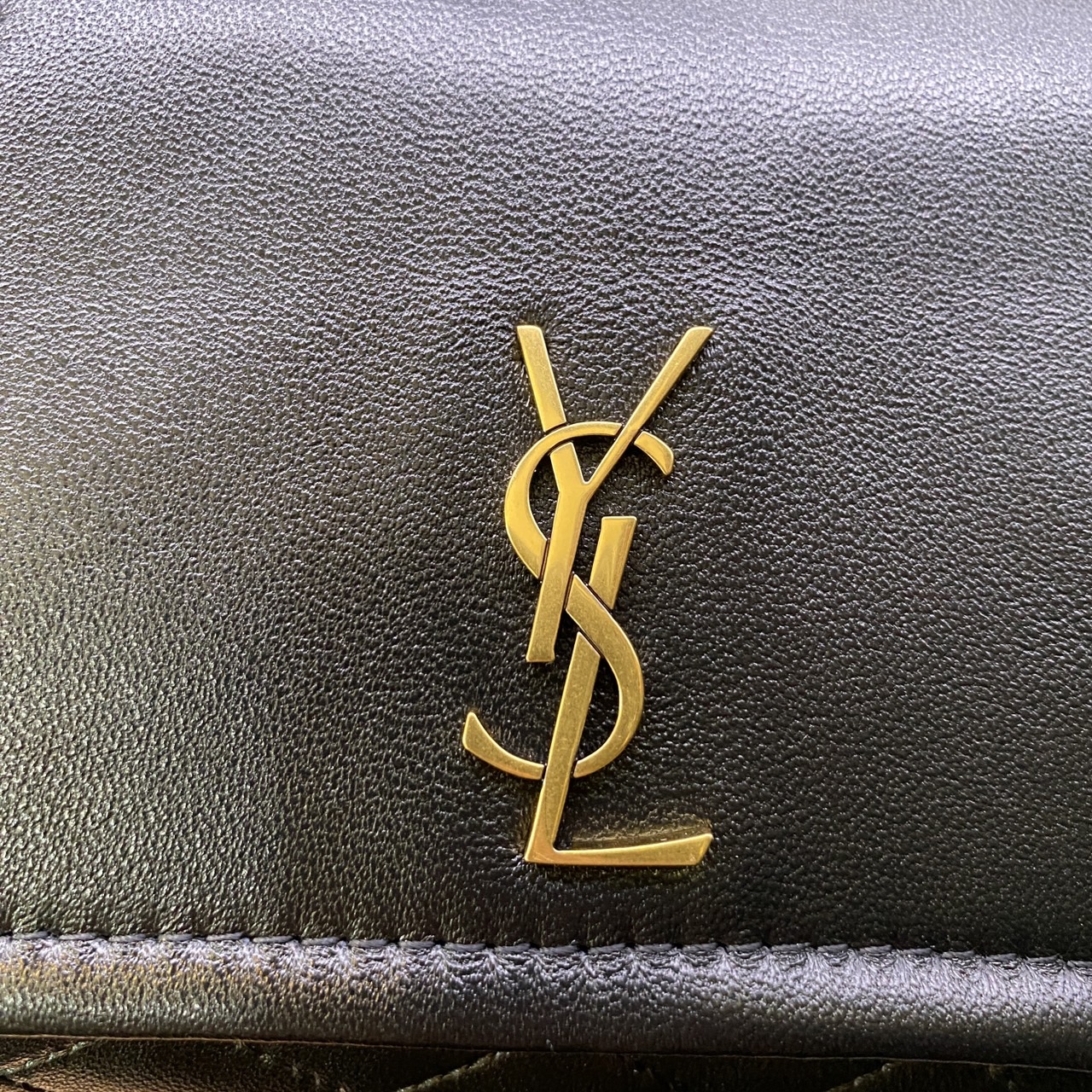 YSL mini nolita Black กระเป๋าสะพายดีไซน์หรูไซส์มินิ เกรดออริ สลับแท้ 1:1 ใช้ต่างประเทศได้ Nolita bag with front flap