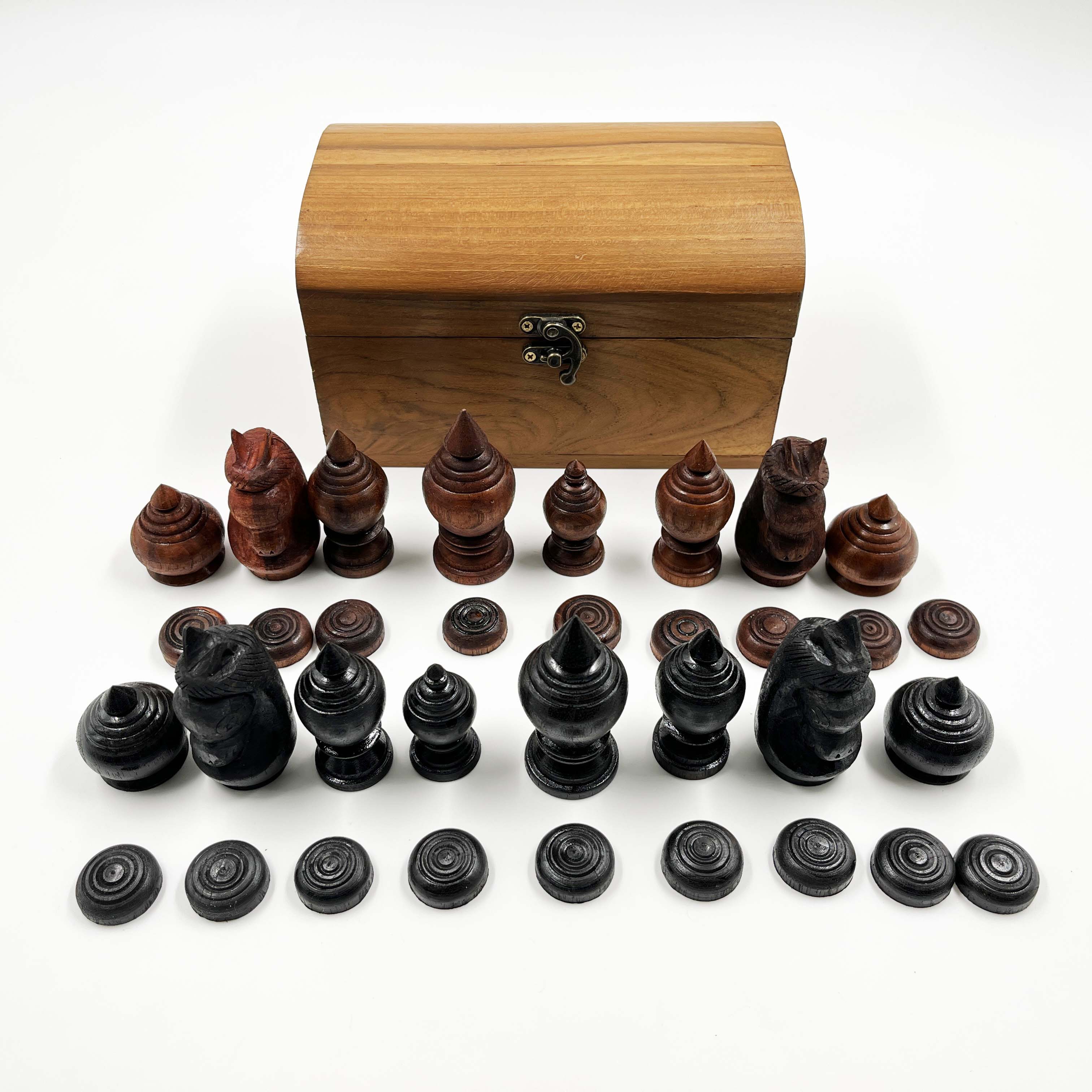 ชุดหมากรุกไทยตัวหมากชุดพยุหะคีรีพร้อมกระดานและกล่องไม้แบบหีบล็อค