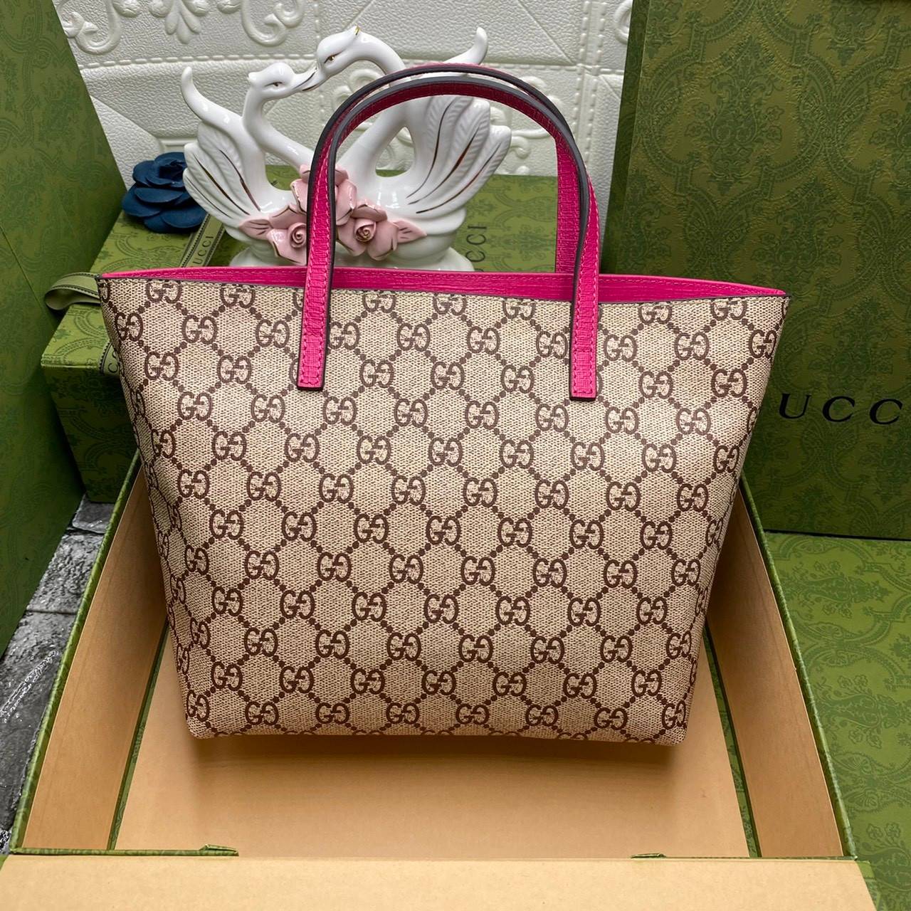 VIP 】Animal-Friendly Gucci Kid Tote Bag งานหนังแท้ทรงตั้งสวย ขนาดกะทัดรัด จุของได้เยอะ ใช้ได้ทั้งเด็กและผู้ใหญ่ น่ารักมากค่ะ **รุ่นขายดีตลอดกาล**