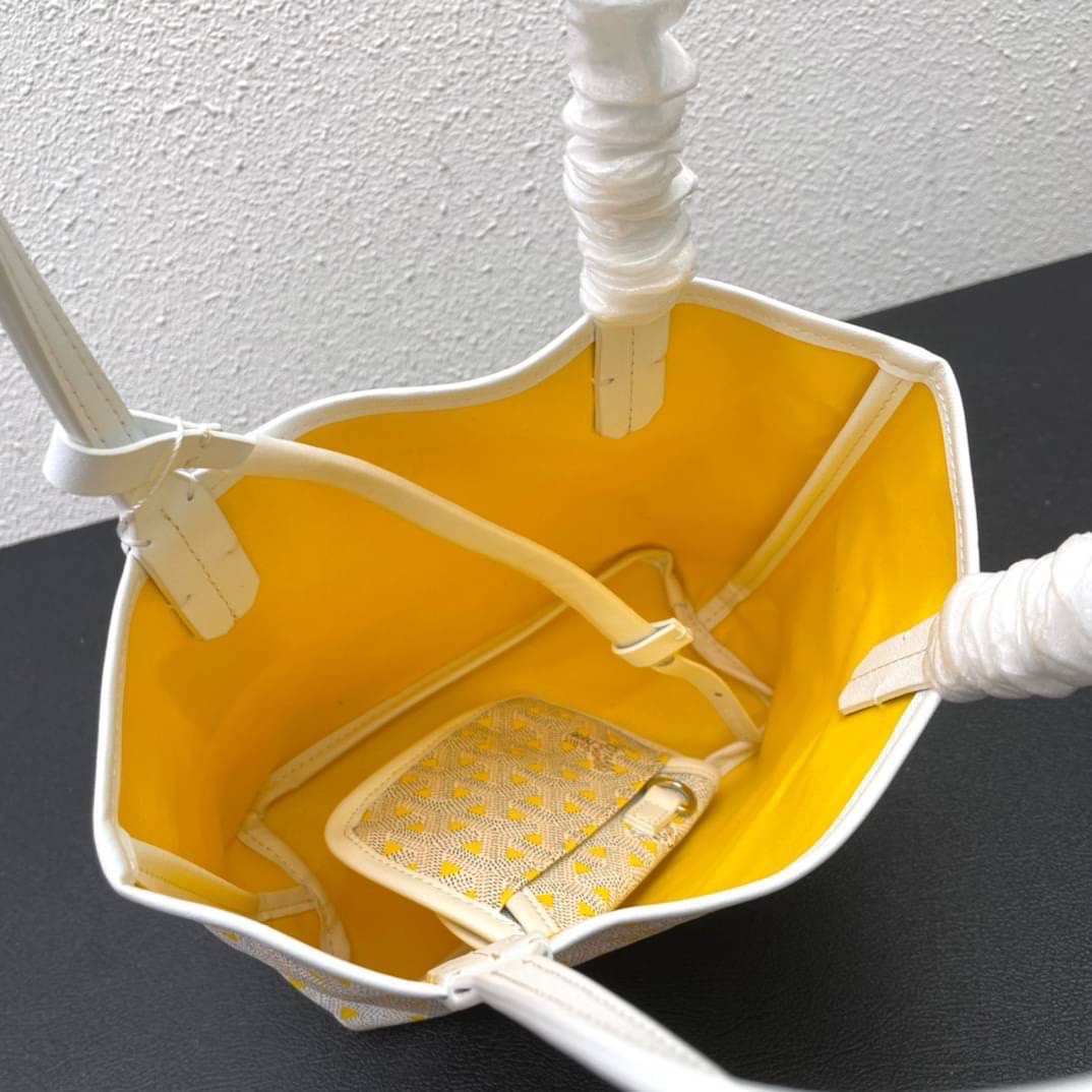 Goyard claire voie bag / Goyard Mini Tote Bag พร้อมส่งที่ไทย 5 สี กระเป๋ามินิโท้ท พิมพ์ลายคมชัด ปั้มแบรนด์เป๊ะปัง **สินค้าเกรดออริจินอล 1:1 สลับแท้ ใช้งานต่างประเทศได้ งานสวยตามรูป ภาพถ่ายจากงานขายจริง