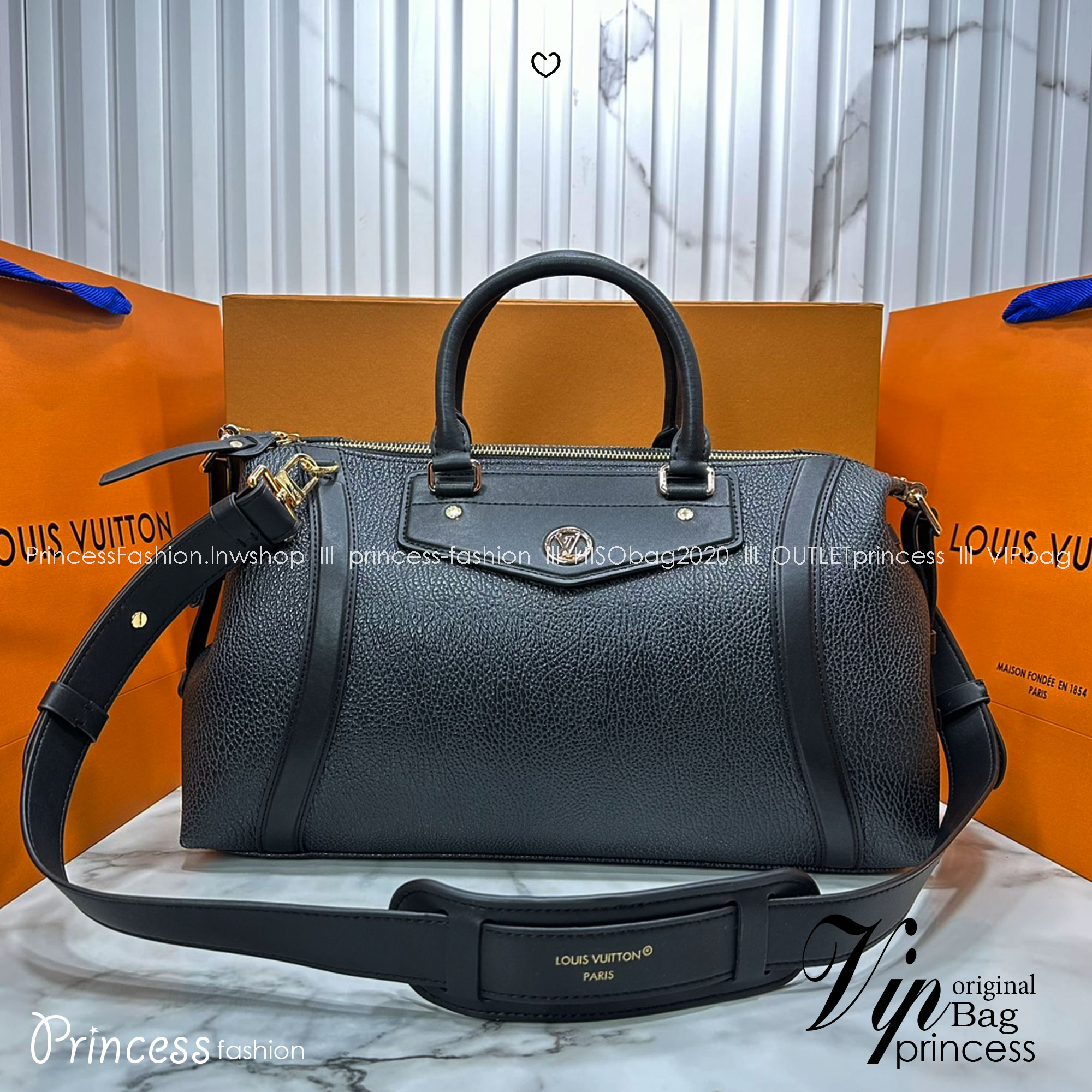 ORI หนังแท้ | LV Biker PM bag กระเป๋าสะพาย ใหม่ล่าสุดเปิดตัวโดดเด่นใน Spring -Summer 2025 ได้แรงบันดาลใจมาจากเสื้อแจ็คเก็ตไบเกอร์สุดไอคอนิก โทนสีคลาสสิกเหนือกาลเวลา