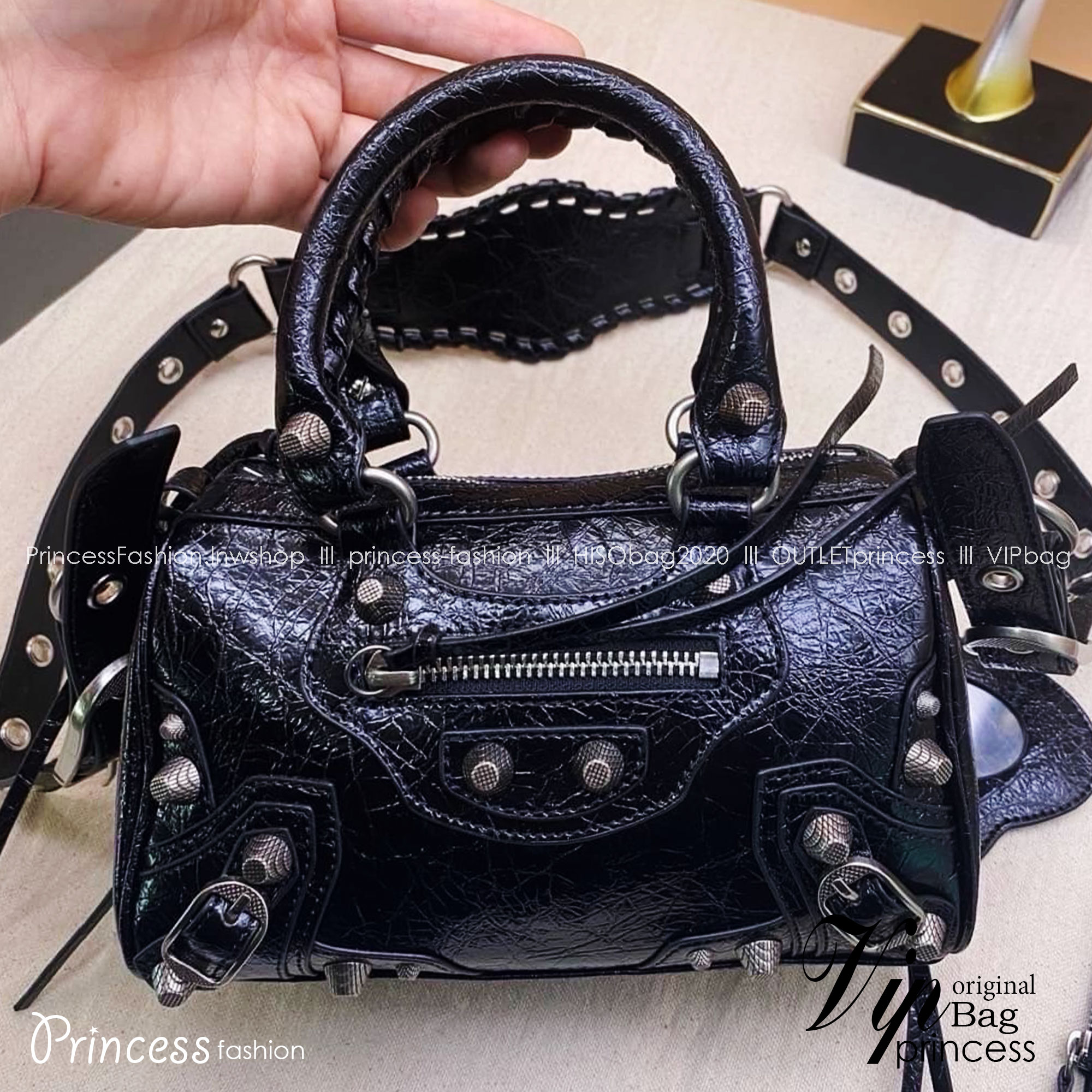 Balenciaga Mini City Shoulder Bag 20cm กระเป๋าสะพายรุ่นยอดนิยม สวยเท่ เกรดออริ 1:1 สลับแท้ ใช้งานต่างประเทศได้