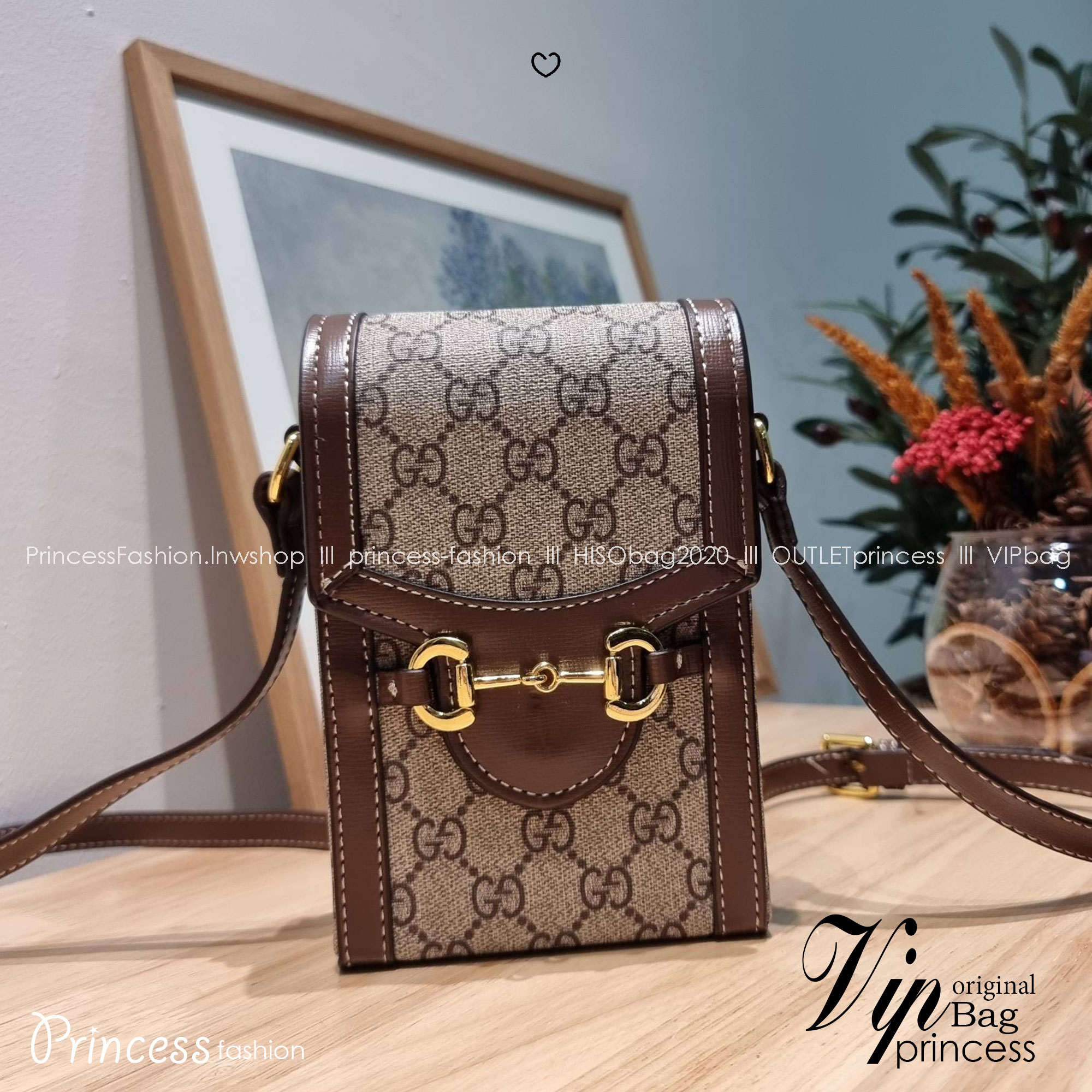 Gucci Horsebit 1955 mini bag / Gucci Phone Bag กระเป๋าไซส์มินิน่ารัก ใส่โทรศัพท์ได้คูลๆ