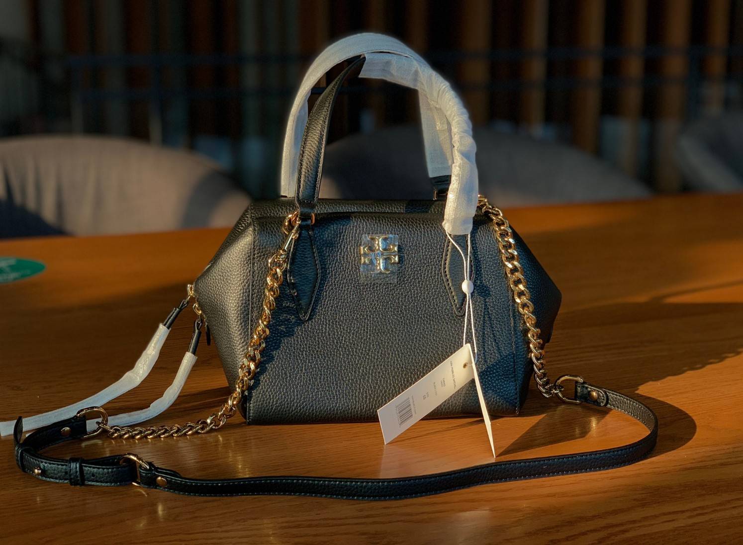 ของแท้ 💯% TORY BURCH KIRA PEBBIED STACHEL 74650 Black