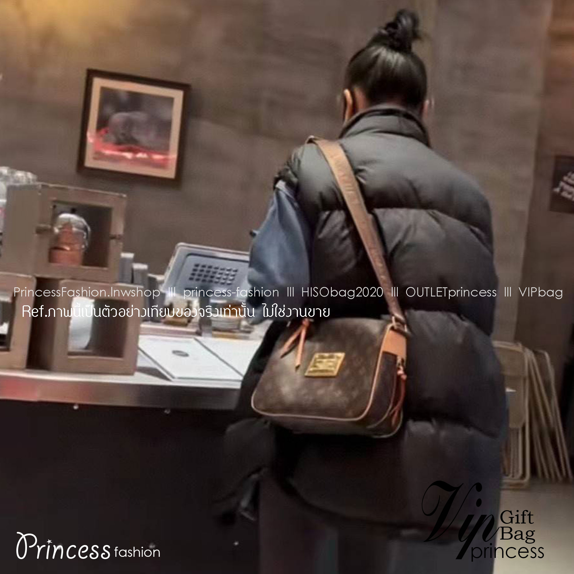 LV INVENTEUR MONOGRAM BAG รุ่นหายากสุดคลาสสิค กับกระเป๋าสะพายข้างดีไซน์วินเทจ ย้อนยุค มีดีเทลความหรูด้วยแผ่นเพลทสีทอง สายสะพายในตัวใช้งานได้คล่องตัว