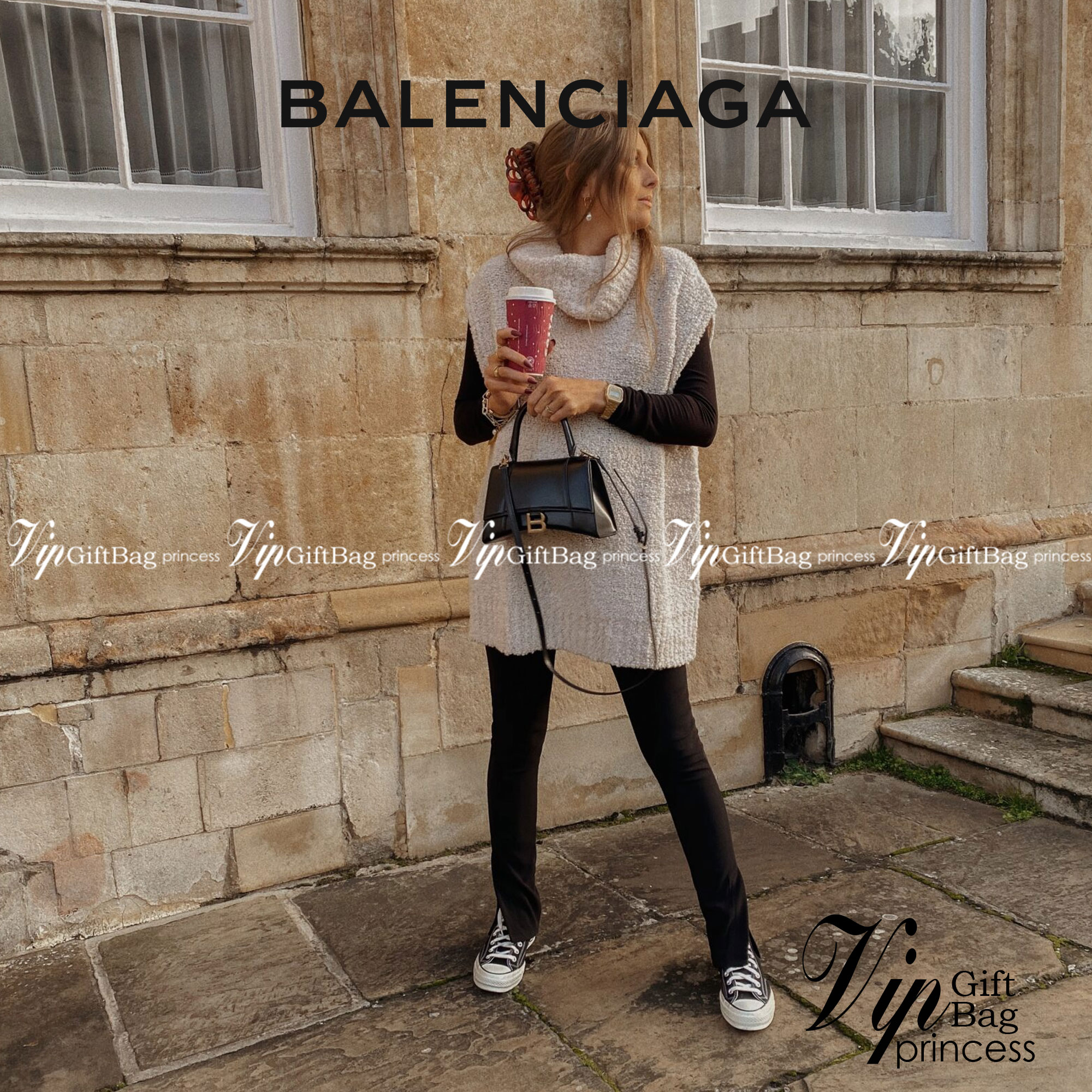 หนังแท้ BALENCIAGA HOURGLASS TOP HANDLE XS Shiny crocodile embossed calfskin การสร้างสรรค์ที่มีเอกลักษณ์เฉพาะตัว หรูหรา โทนสีโดดเด่น วัสดุหนังแท้ลายจระเข้ ภายในโล่งกว้างหนังแนปป้าอย่างดี เกรดออริจินอล ตอบโจทย์ได้ทุกลุค ทุกไลฟ์สไตล์ ภาพสินค้าถ่ายจากงานขายจ