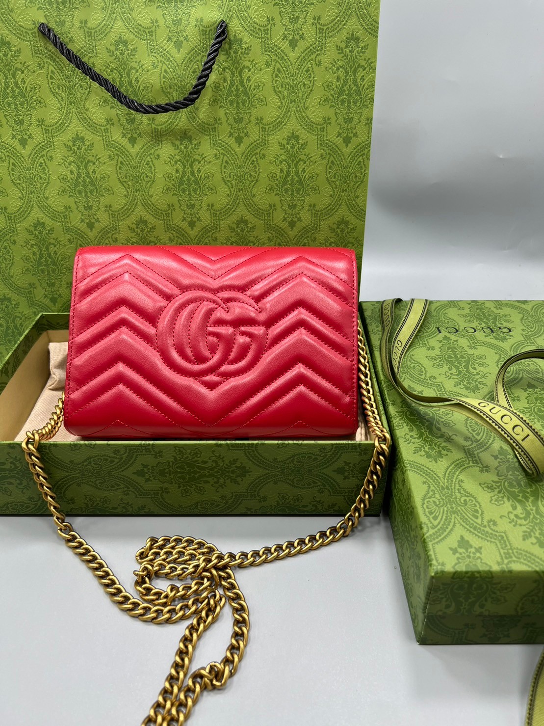 GUCCI GG Marmont Chain Wallet Matelasse Mini Soft Leather / GUCCI WOC เกรดออรินอล งานหนังสวยมากค่ะ ละมุนที่สุด ใส่บัตร ใส่แบงค์ได้ รับรองว่าจะเป็นกระเป๋าที่จะหยิบใช้งานได้บ่อยๆ รับประกันความสวยปังค่าาา