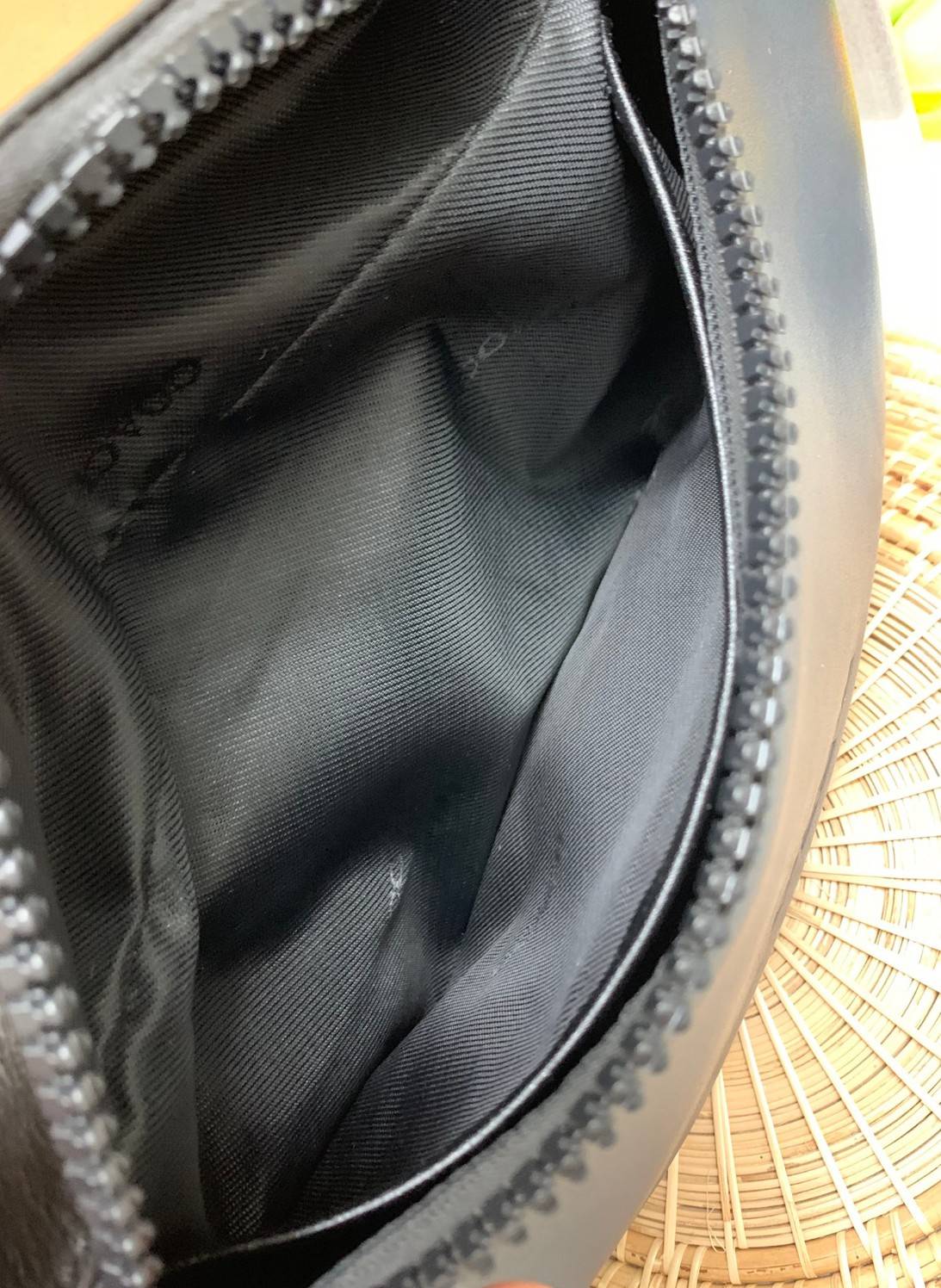 หนุ่มหล่อ//สาวหล่อ ทางนี้จ้าา สวยไม่แพ้คาดอกรุ่นอื่นๆเลยค่าา! COACH WARREN BELT BAG ใบใหญ่คะ! ((79149)) พร้อมส่ง นานๆทีจะมีสีนี้เข้ามาค่ะ! กระเป๋าคาดอกด้านหน้า//คาดไปทางด้านหลัง//หรือคาดเอวได้ ตามแต่ความถนัดได้เลยนะคะ หนังแท้ นิ่มสวย มีช่องซิปหลักให้2ช่อง