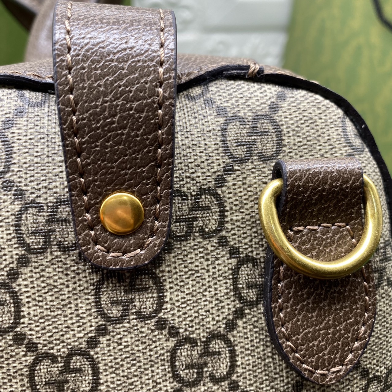 หนังแท้ Gucci keepall Ophidia GG medium carry-on duffle กระเป๋าใบใหญ่จุใจ ใส่สัมภาระขึ้นเครื่องเดินทางได้ ใส่เสื้อผ้า รองเท้า เอกสาร A4 iPad Notebookได้ หูจับแข็งแรง สายสะพายยาวถอดออกได้ สะพายไหล่หรือ Crossbody ก็ดูดี ใช้ได้ทั้งชายหญิง ภาพถ่ายสินค้าจริง ไ