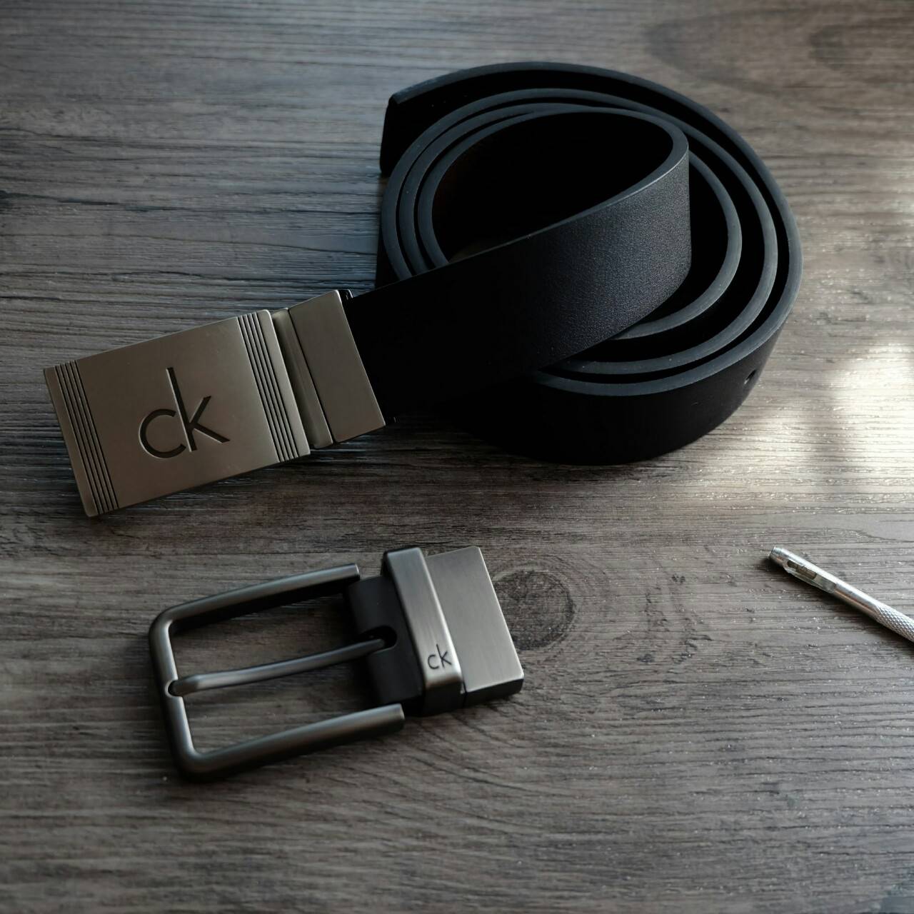 Calvin Klein Belt and Buckle Set (No.01) Set สุดคถเม เข็มขัด + หัวเข็มขัด 2 ชิ้น จะะมอบเป็นของขวัญหรือใช้เองก็แนะนำเลยค่าา