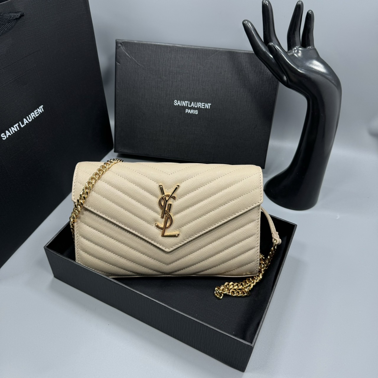 YSL Woc 9 Wallet on chain / YSL Clutch Bag 9" กระเป๋าสะพายรุ่นยอดนิยม เกรดหนังคาเวียร์สวยเต็มใบ เกรดออริ 1:1 ใช้งานต่างประเทศได้