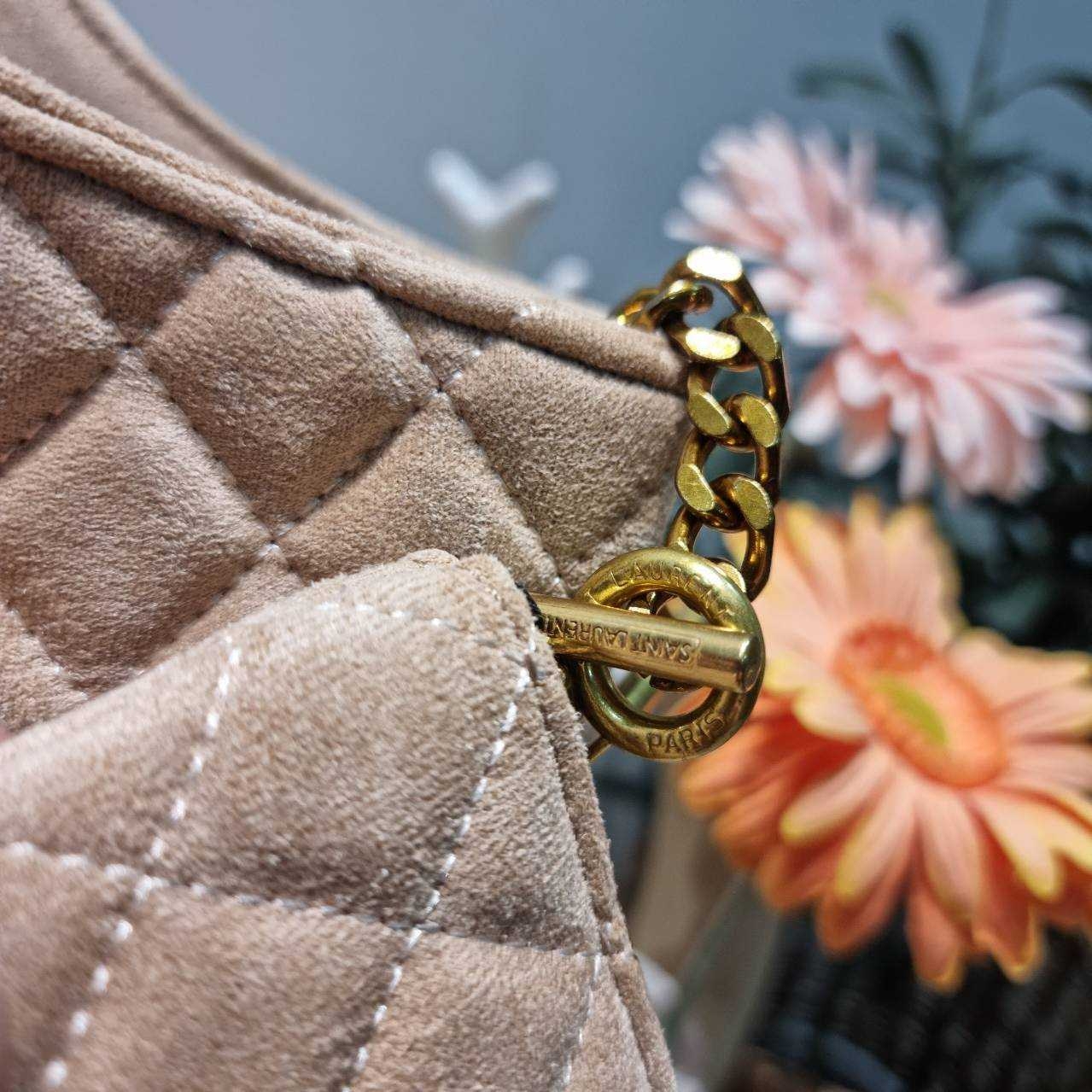 YSL ICARE MAXI SHOPPING BAG / YSL tote bag กระเป๋าใบใหญ่ทรงโท้ท รุ่นผ้ากำมะหยี่ เกรดออริ 1:1 ใช้งานต่างประเทศได้