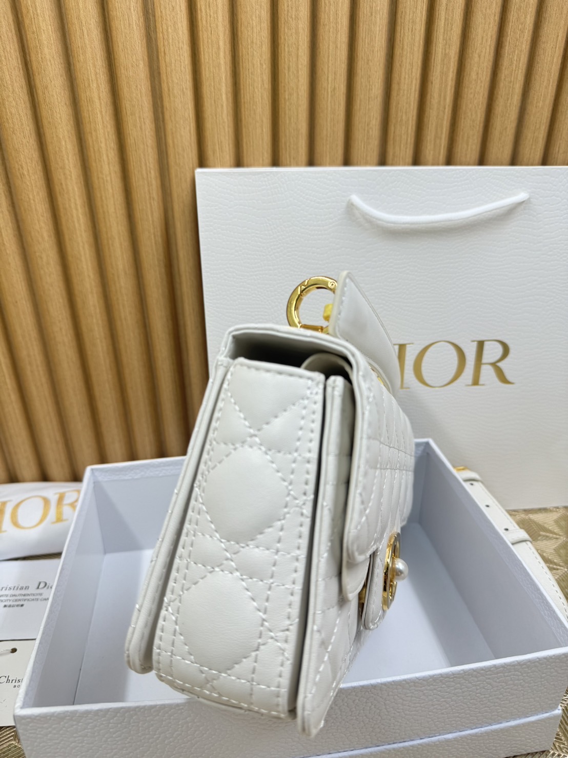 พร้อมส่ง 6 สี Small Dior Jolie Top Handle Bag 22cm กระเป๋าสะพาย เกรดออริ สลับแท้ 1:1 ใช้ต่างประเทศได้