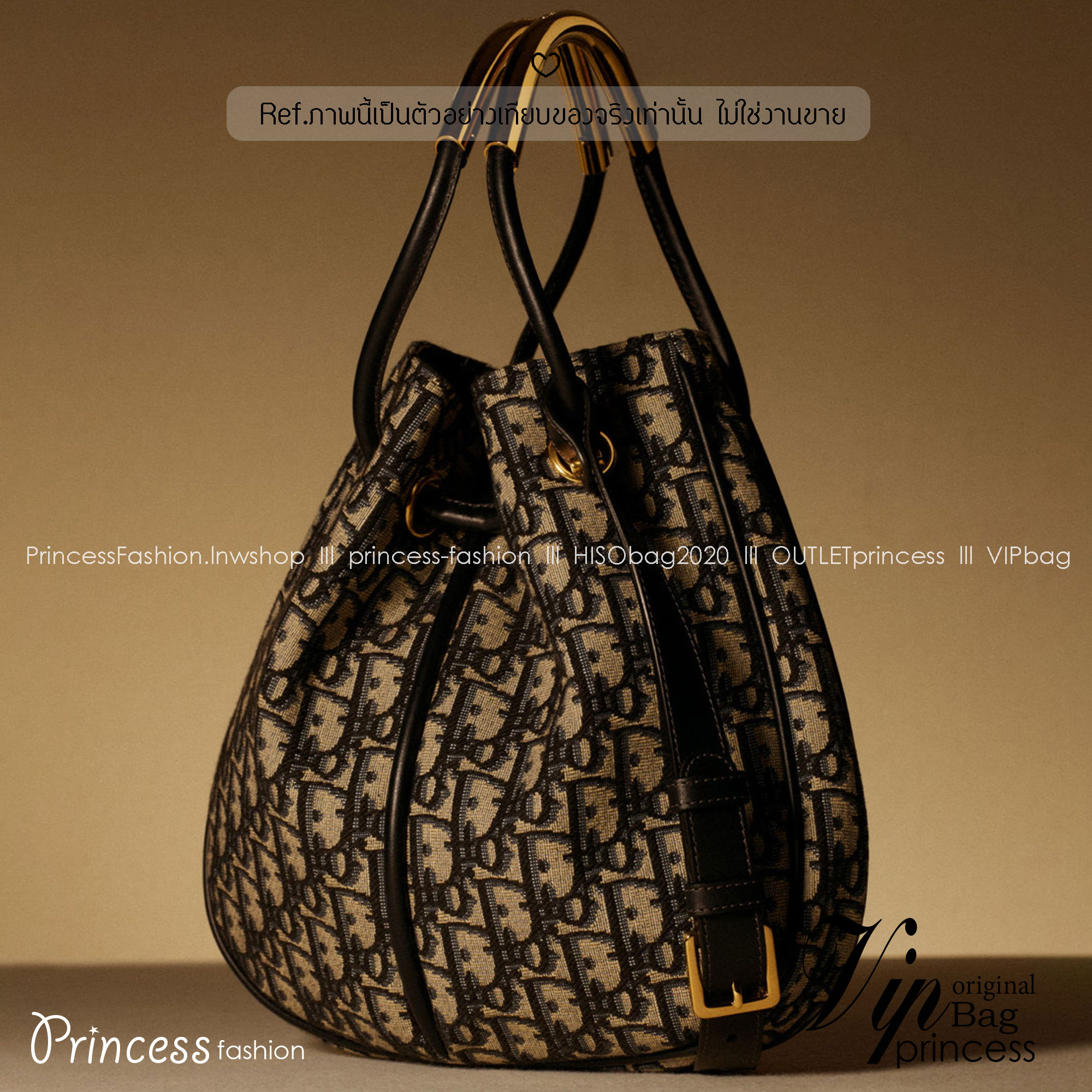 Dior Nolita Bag กระเป๋าสะพายทรงโท้ทรุ่นใหม่ สวยหรูเป็นเอกลักษณ์ตามแบบฉบับแบรนด์ มาพร้อมสายสะพายยาว ขนาดกำลังน่าใช้ ภายในโล่งกว้างจุของได้เยอะ สวยทันสมัยเหนือกาลเวลาต้องยกให้ใบนี้เลยค่ะ