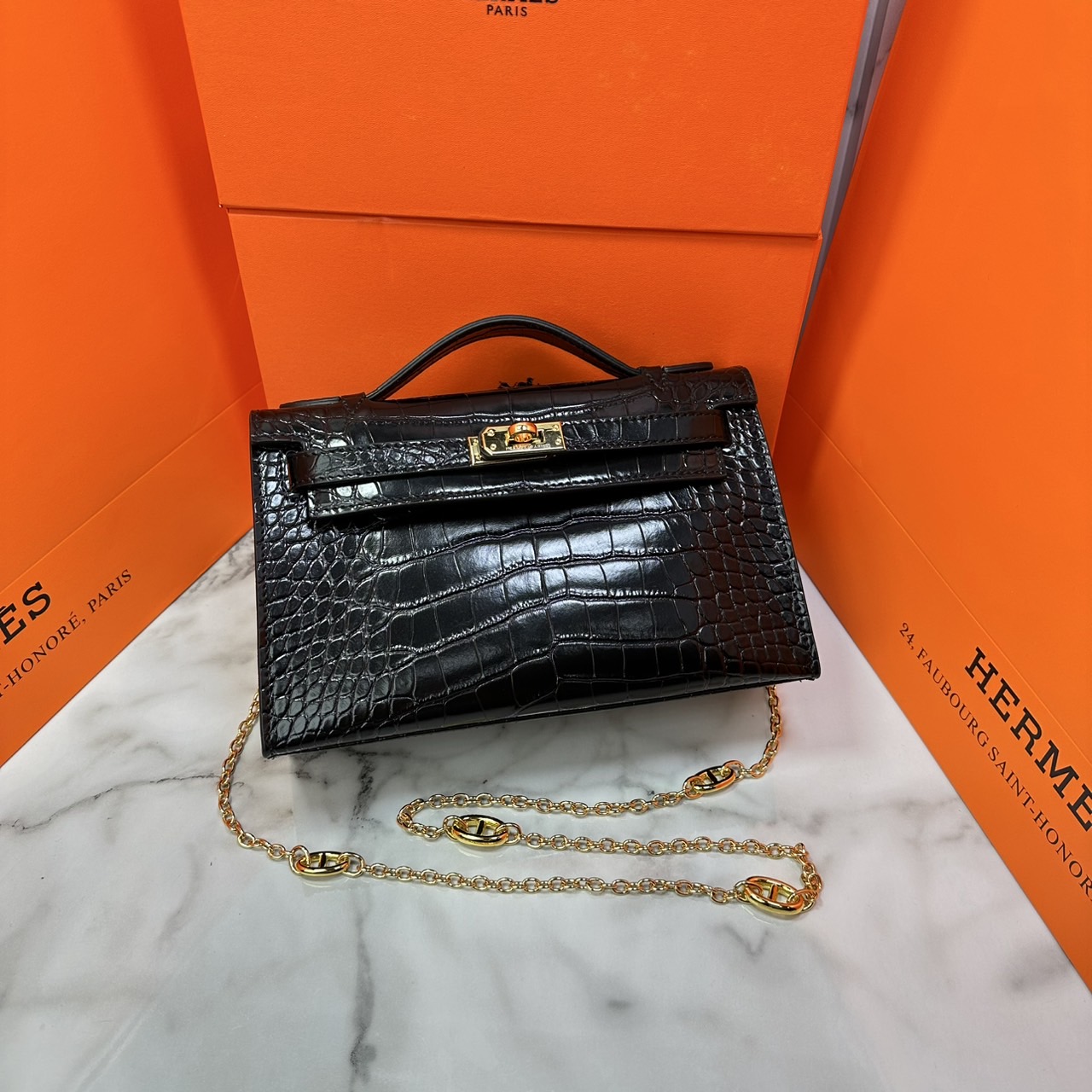 ORI หนังแท้ | Hermes Mini Kelly Pochette 20cm จิ๋วแต่แจ๋ว ราคาพุ่งยิ่งกว่าทอง กระเป๋าสะพายที่สุดแห่งหรูหราลัคชู นิยามของความสง่างามเหนือกาลเวลา