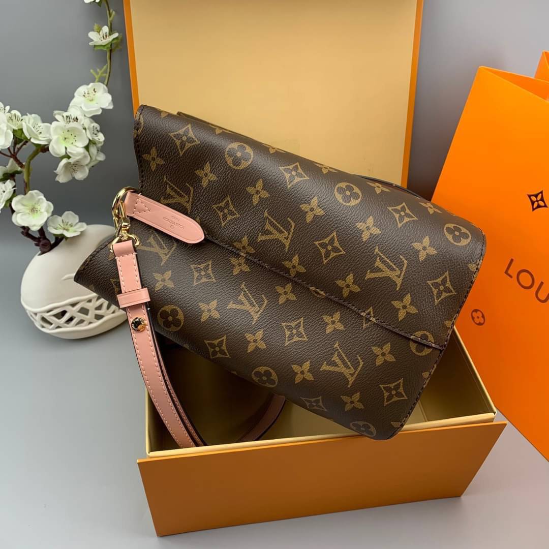 LOUIS VUITTON NEONOE MM งานหนังแท้ สวยคมทุกมุมมอง ภาพสินค้าถ่ายจากงานจริง ORIGINAL GRADE เกรดสลับใบจริง