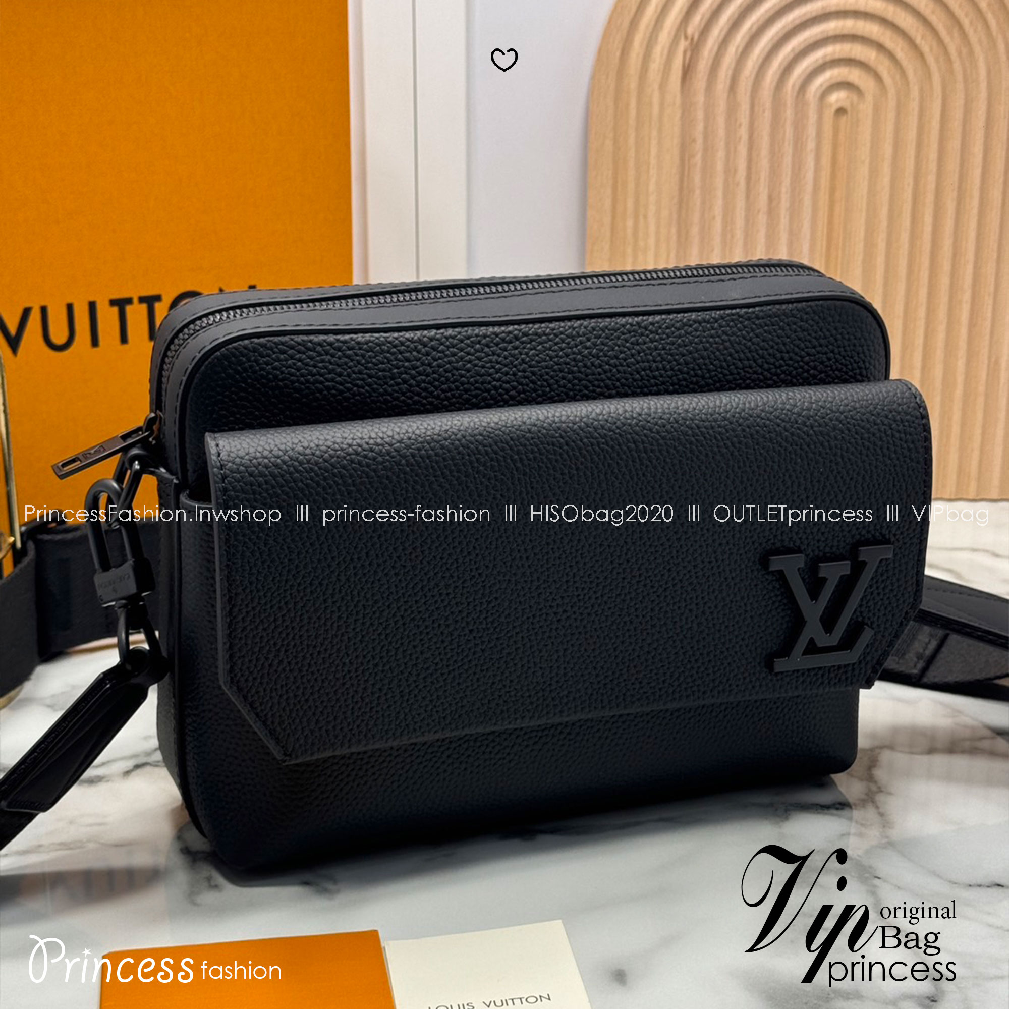 LV Fastline Messenger Bag กระเป๋าสะพาย ทรงแมสเซ็นเจอร์ สีดำเต็มใบสวยคลาสสิก หนังแท้สัมผัสนุ่ม ผสานสไตล์และฟังก์ชันการใช้งานเข้าด้วยกันอย่างลงตัว