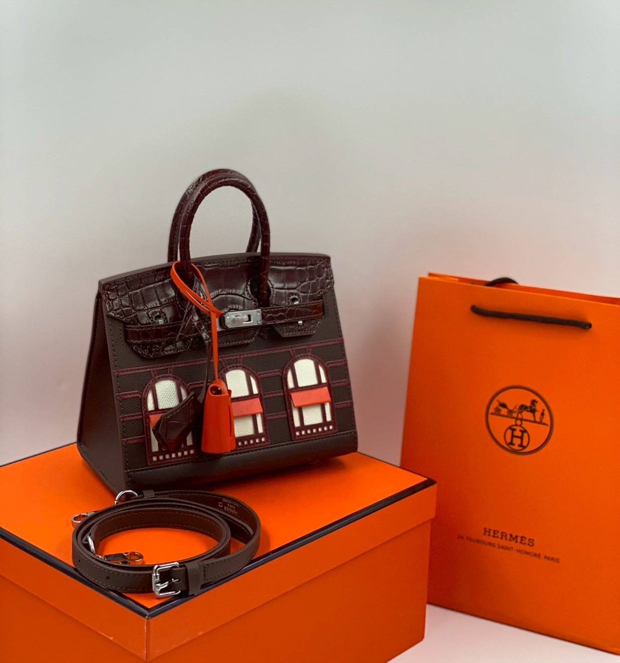 ORI หนังแท้ | Hermes Birkin Bag Faubourg 20cm รุ่นลิมิเต็ด กระเป๋าสะพายที่สุดแห่งหรูหราลัคชู นิยามของความสง่างามเหนือกาลเวลา แบรนด์เนมในฝัน งดงามดั่งเจ้าหญิง แบรนด์ที่บ่งบอกถึงฐานะและรสนิยมของคุณ