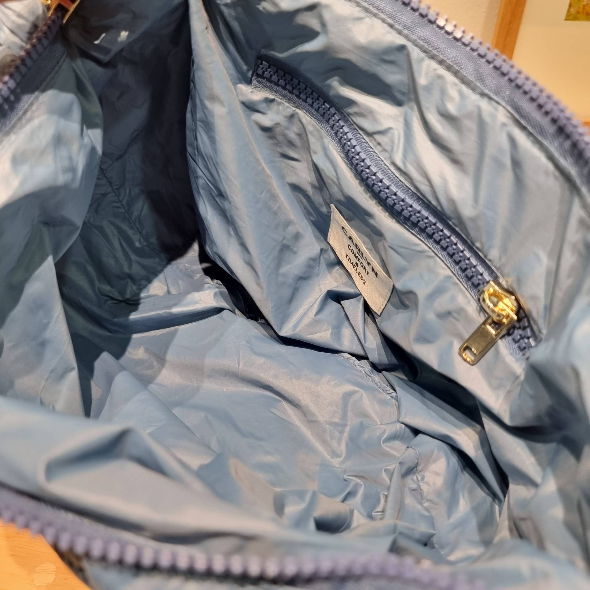 Carlyn cozy bag / Carlyn glaze bag 13 สีพร้อมส่ง อีกหนึ่งคอลเด็ด ที่ฮิตแบบฉุดไม่อยู่ กับไอเท็มนุ่มนิ่มจากเกาหลี พร้อมสีใหม่ล่าสุด กระเป๋าสะพายก้อนเมฆสุดเก๋ ที่สามารถใช้ได้หลากหลาย