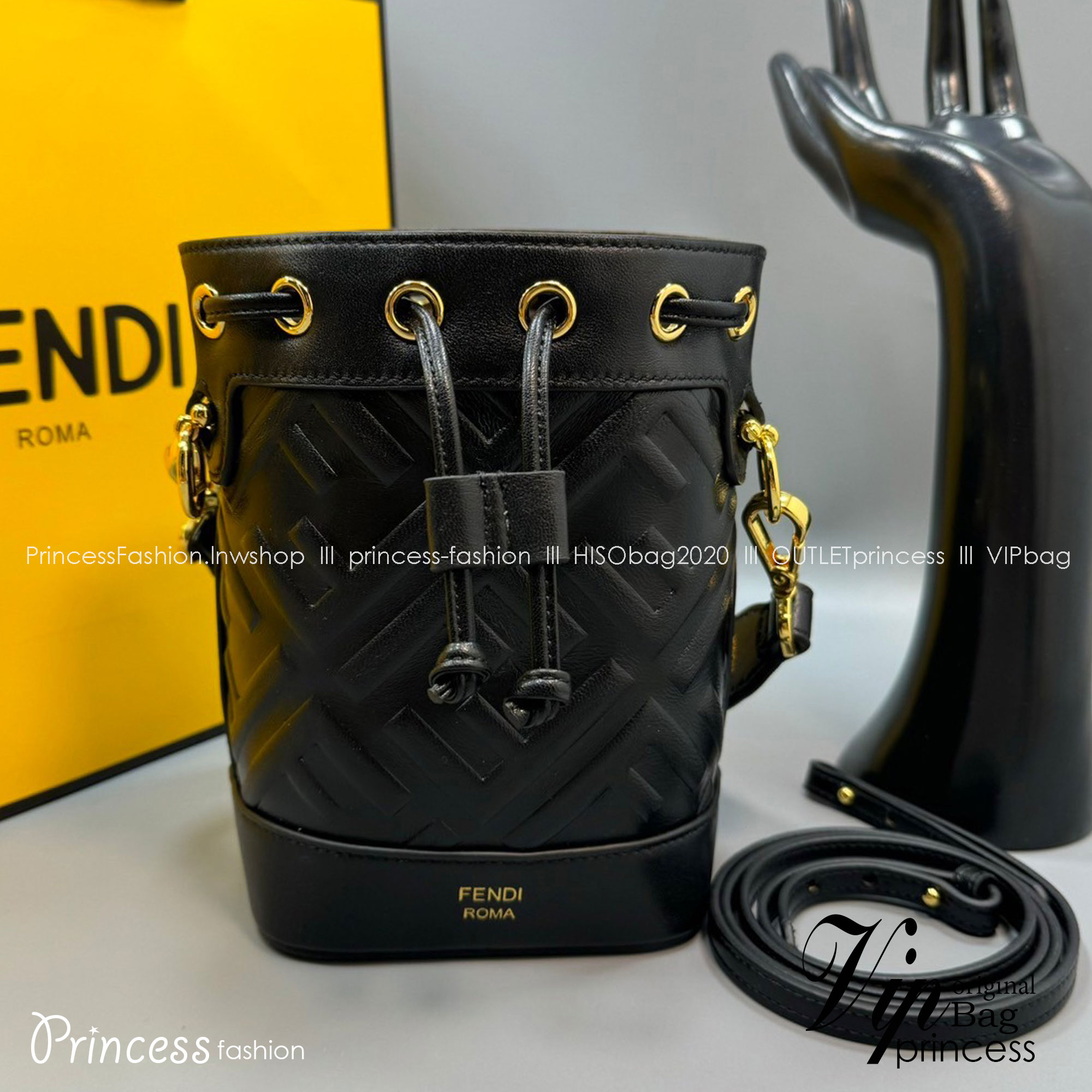 พร้อมส่ง 3 สี FENDI Mon Tresor Black leather mini-bag / FENDI Bucket Bag กระเป๋าสะพายทรงบัคเก็ตงานหนังเต็มใบ ไซส์มินิ เกรดออริ สลับแท้ 1:1