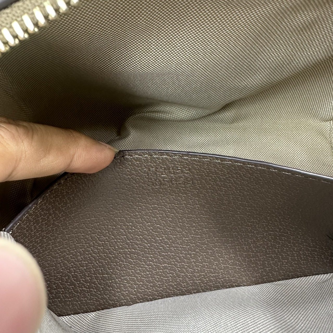 ORI หนังแท้ | Gucci Ophidia boston bag GG Monogram Double G / Gucci Keepall Bag กระเป๋าสะพายทรงหมอนบอสตัน รูปทรงใช้งานง่าย ฟังก์ชั่นการใช้งานที่ได้รับการตีความใหม่