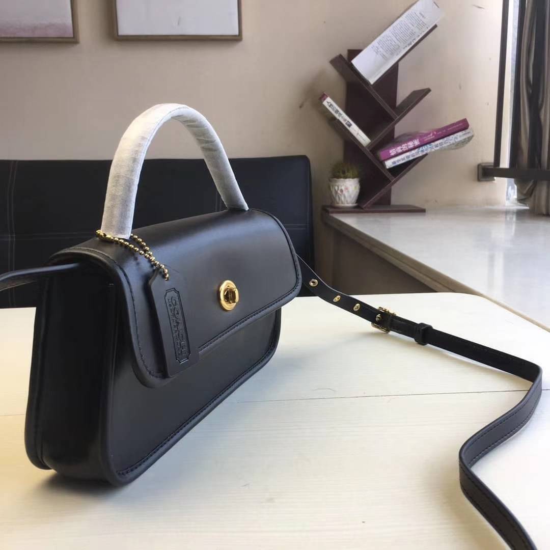 OUTTLET 】Auth Coach 1941 Turnlock Clutch Crossbody Bag พร้อมส่งที่ไทย