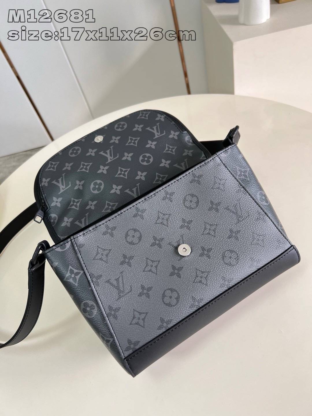 VVIP หนังแท้ เกรดดีสุด 1:1 | LV Pulse Messenger กระเป๋าทรงแมสเซ็นเจอร์รุ่นใหม่ล่าสุดจากแบรนด์ หนังลายเกรนผสมแคนวาสโมโนแกรม