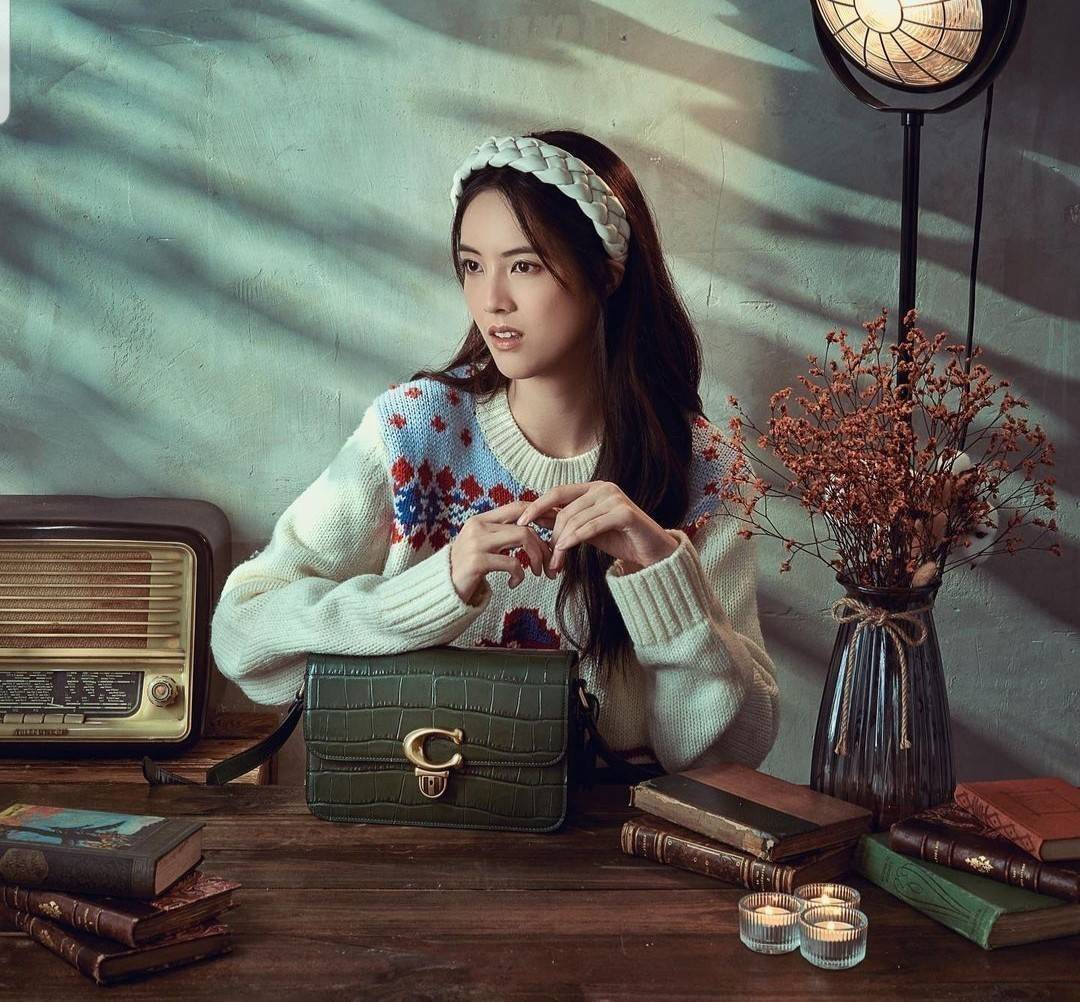 COACH CROCODILE EMBOSSED LEATHER STUDIO SHOULDER BAG (COACH C6640)🌺เอาซิ๊!!ใครอดใจไหวให้รู้ไป!! สวยตาแตก!! ปรับลุคให้ดูแพง แบบไม่ปรานีกันล่ะคราวนี้!// กระเป๋าถือ กระเป๋าสะพาย อีกหนึ่งคอลเลคชั่นสุดตะลึงตา หรูหรา! เวอร์วังอลังสร้าง! ที่ดูแพงม๊ากก!!/