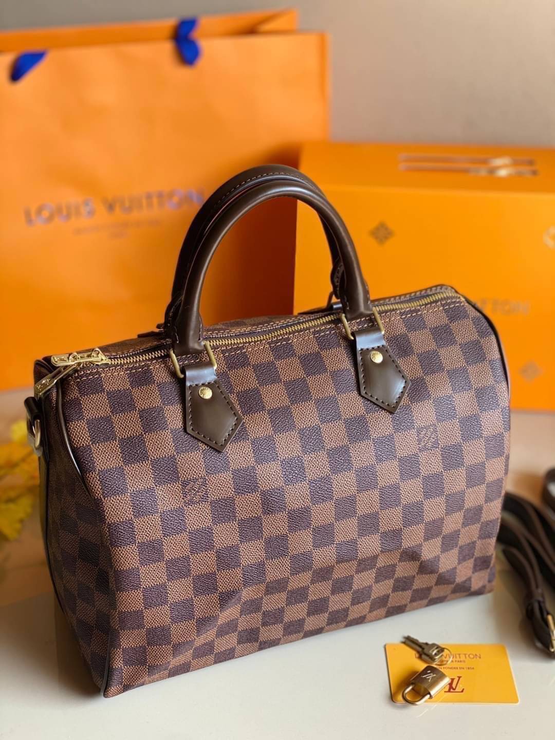 LV Speedy 30 Damier Monogram / Speedy Bandoulière 30 เกรดออริจินอล พร้อมส่งที่ไทย ภาพสินค้าถ่ายจากงานขายจริง ใช้งานต่างประเทศได้