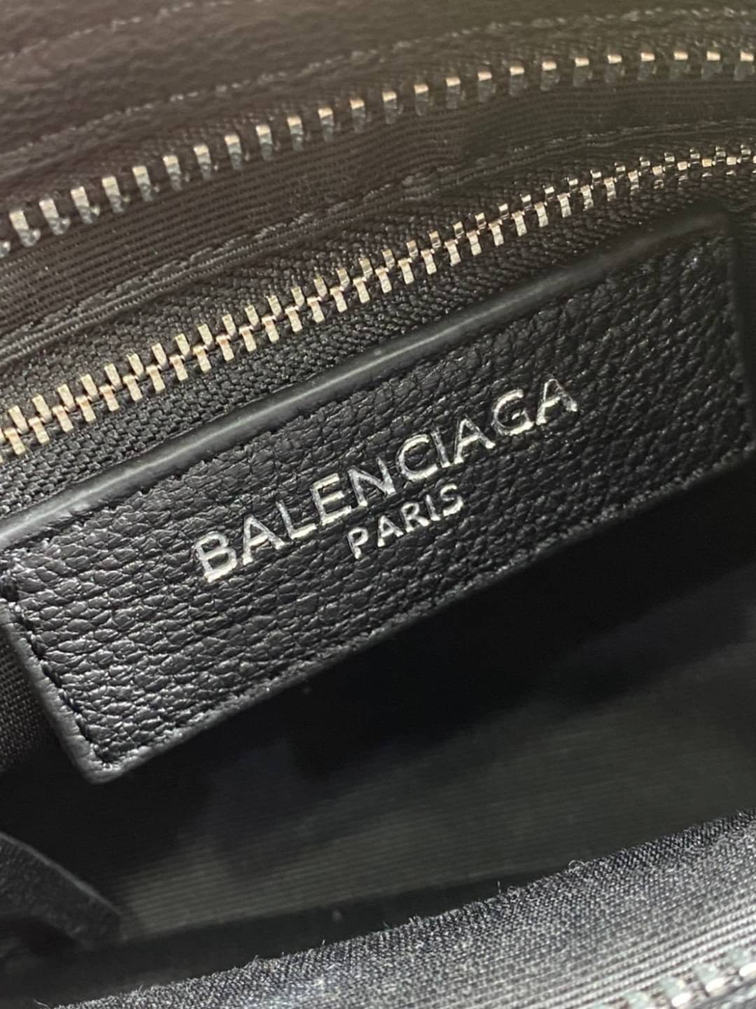 VIP 】หนังแท้ BALENCIAGA Classic City Mini Shoulder Bag พร้อมส่งที่ไทย